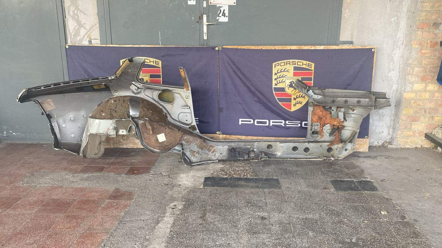 Porsche 944 left side cut, rear fender with sill 94450390303, 94450361102