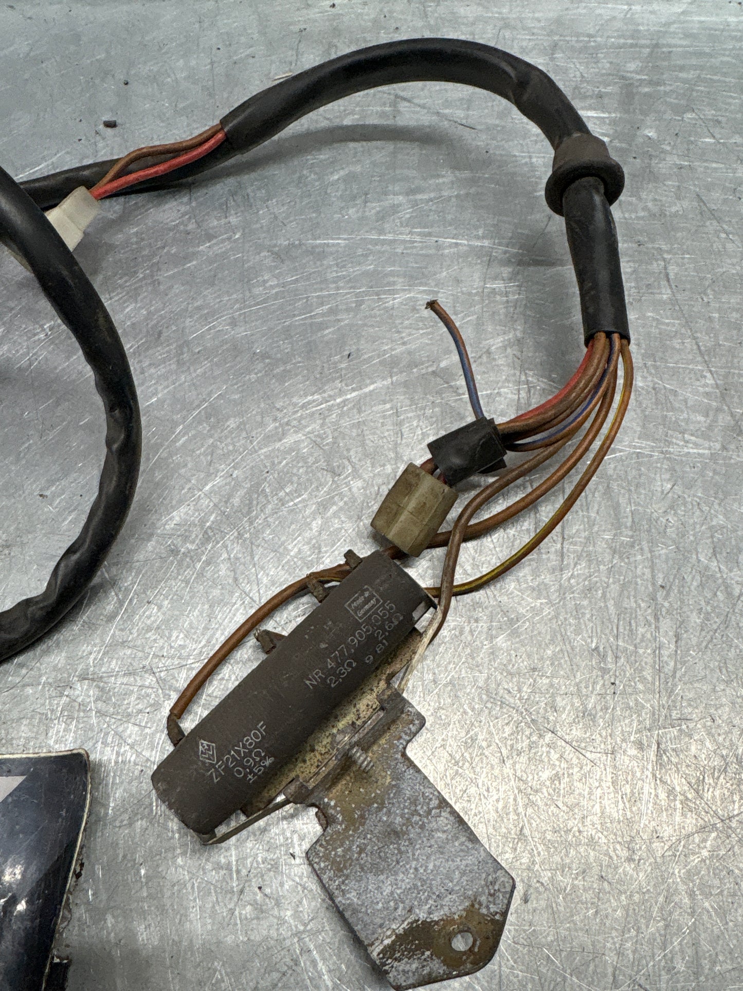 Porsche 924 944 fan motor resistor with wiring loom complete, 477959535 / 477971281 / 477905055 for spares or repair