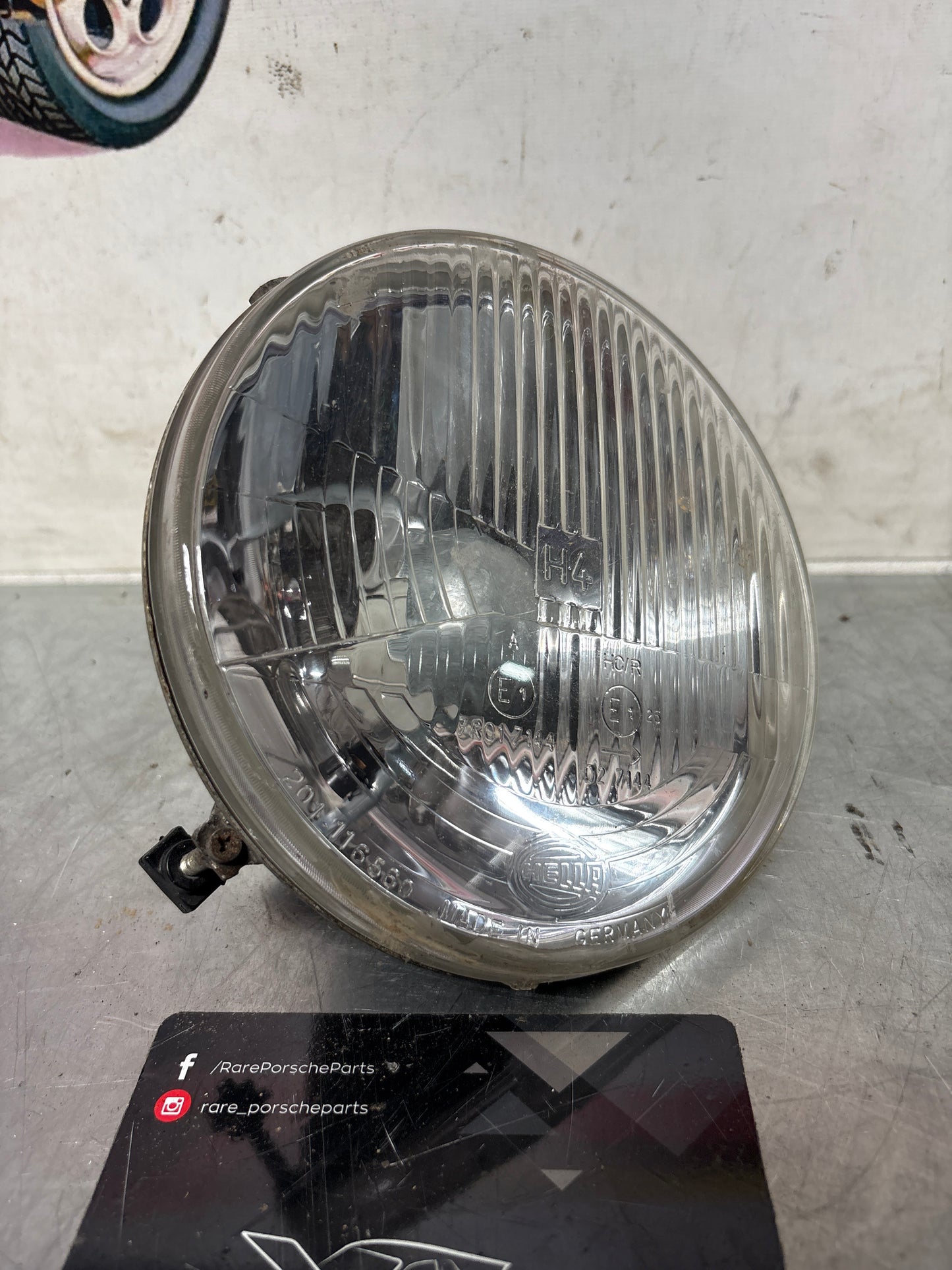 Porsche 924 / 944 Hella H4 headlight, used 477941771 / 201116560 / 1L800306069