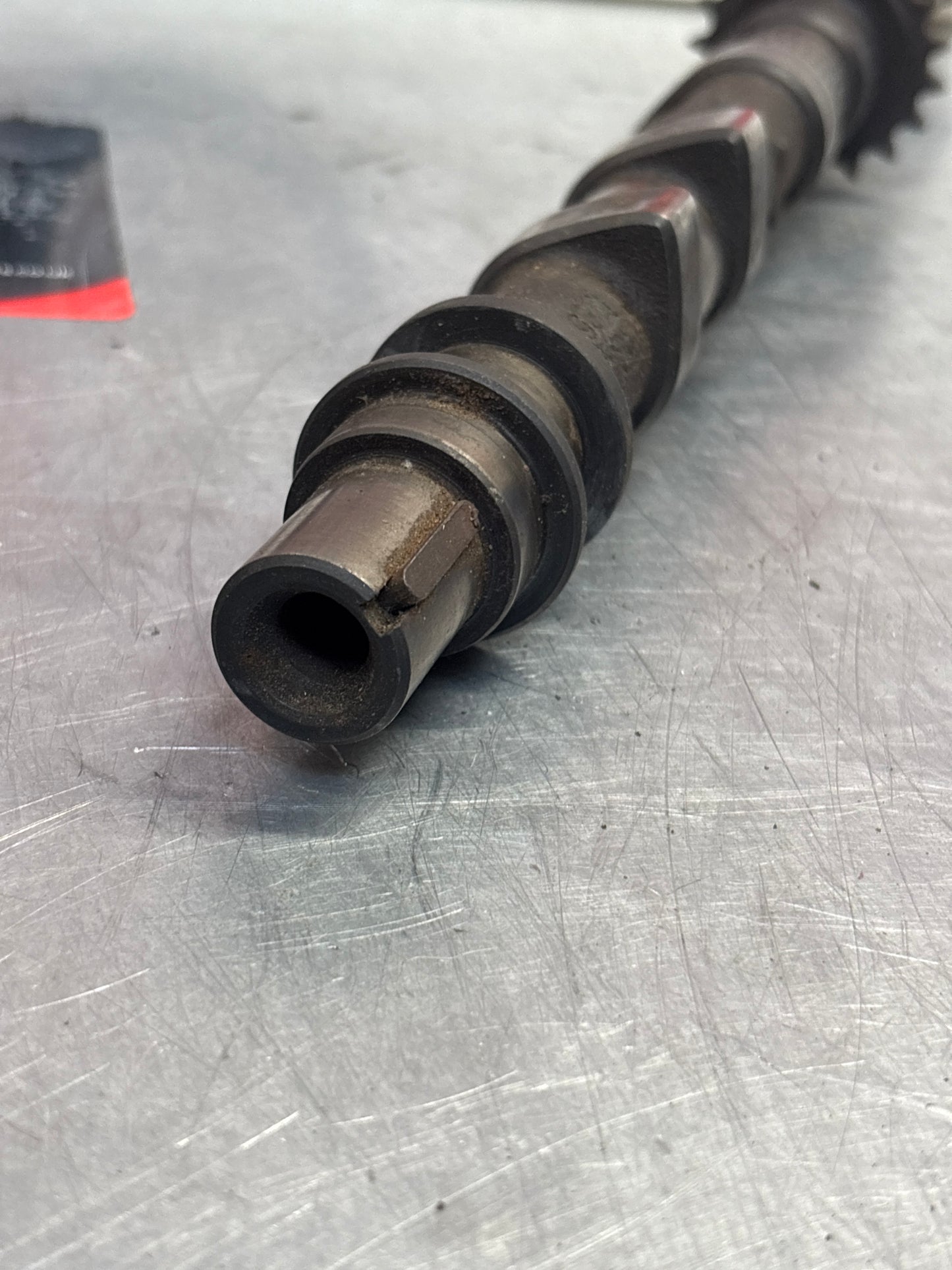 Porsche 928 S3 M28.45/46 engine Camshaft, exhaust side, cylinder 1-4, used 9281052935R / 92810529308