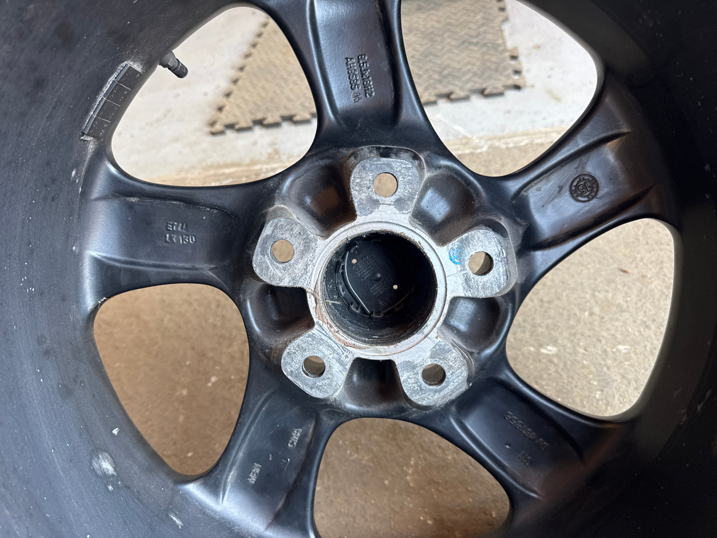 Set of Porsche Turbo Twist Style wheels 5x130 Good unused Tyres
