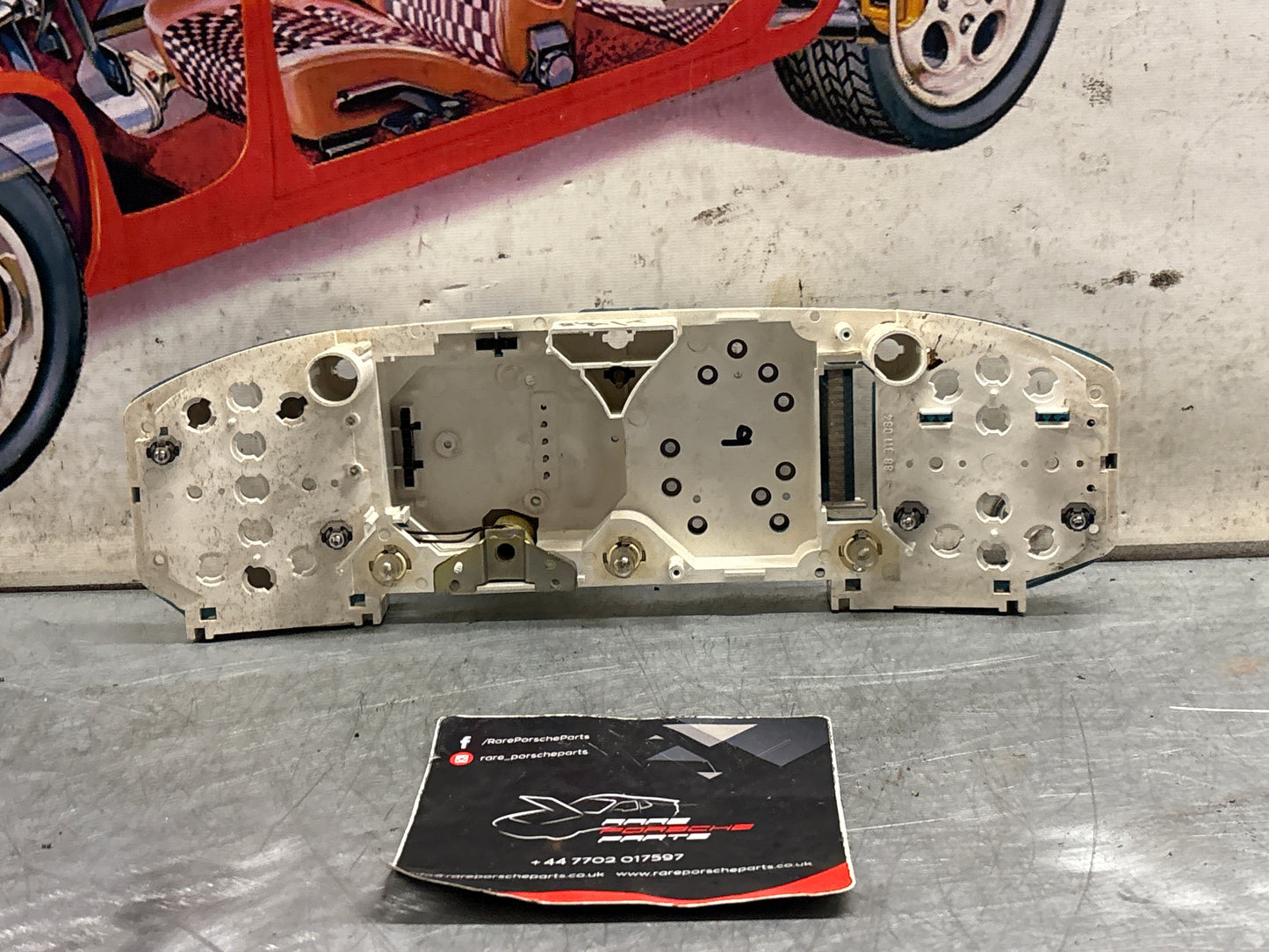 Porsche 928 instrument cluster circiut board, used VDO number: X15-1208034 / 88 481 487