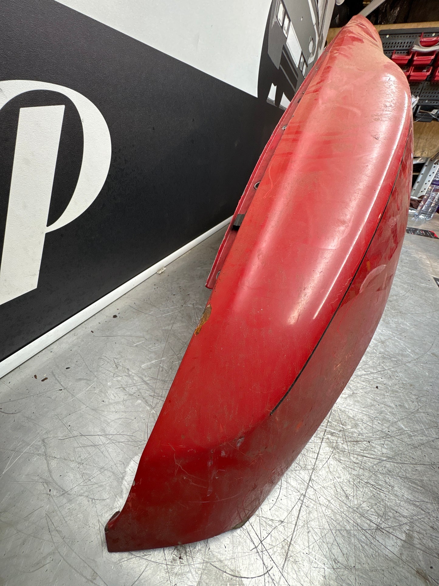 Porsche 944 early left front wing, please see photos, used