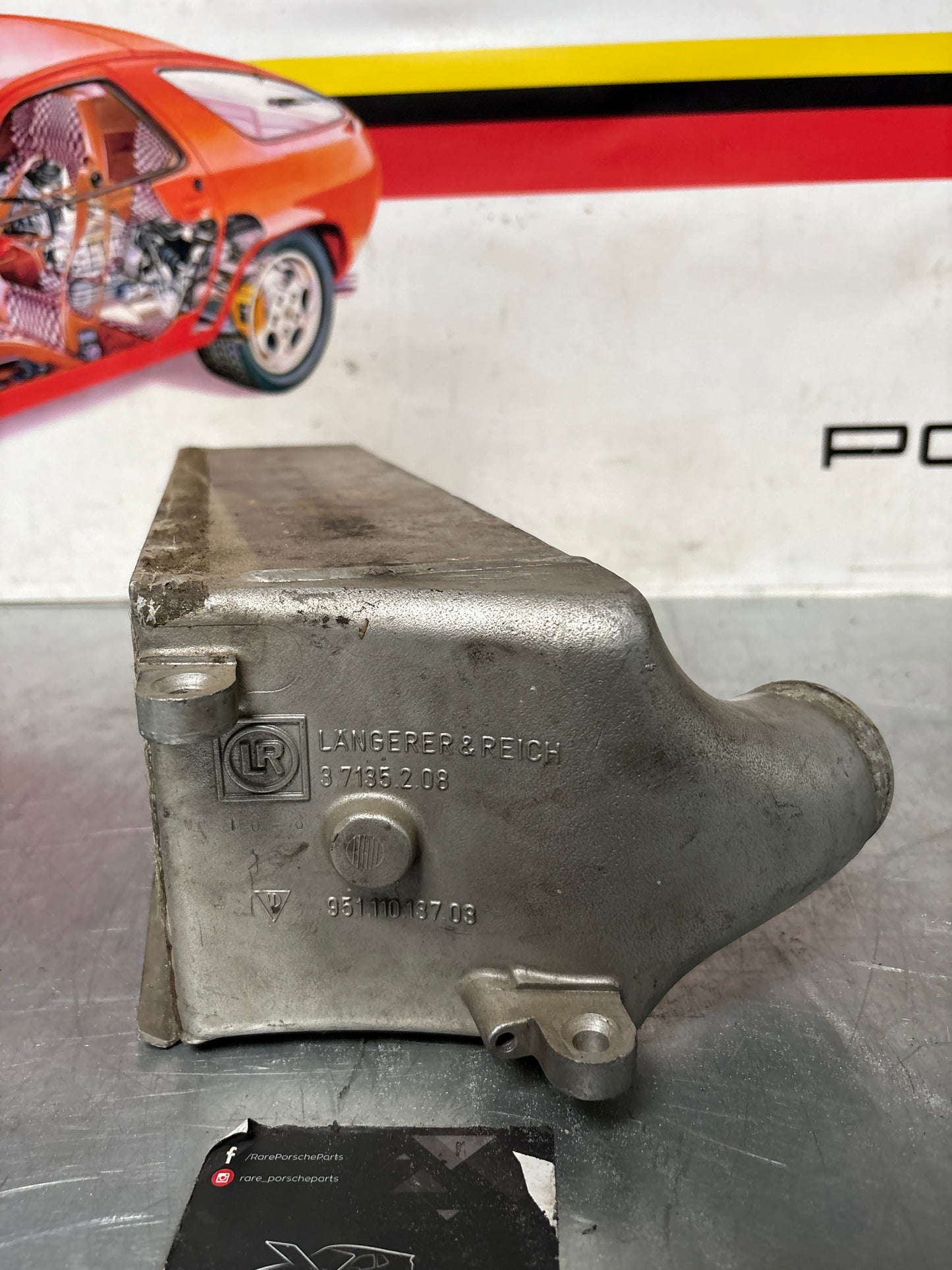 Porsche 944 Turbo Intercooler 95111013703 used