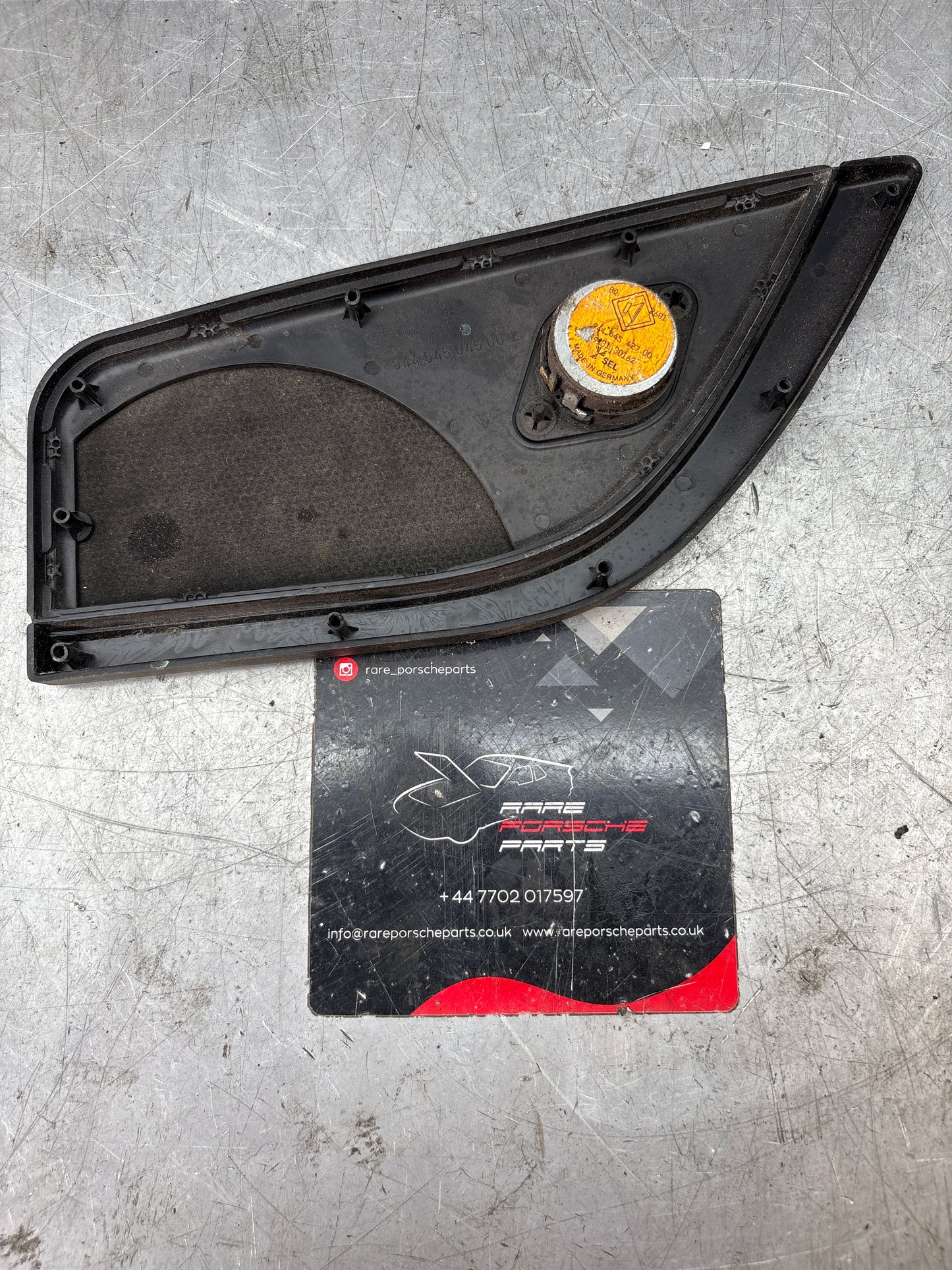 Porsche 944 left side loudspeaker, used, 94464504500 / 94464542700