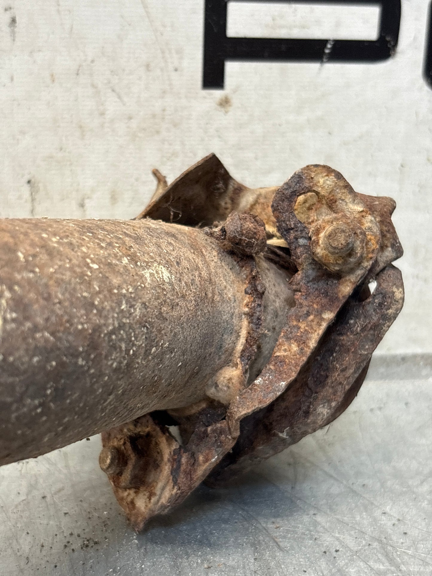 Porsche 924 exhaust pipe, used LHD only! 477253101H