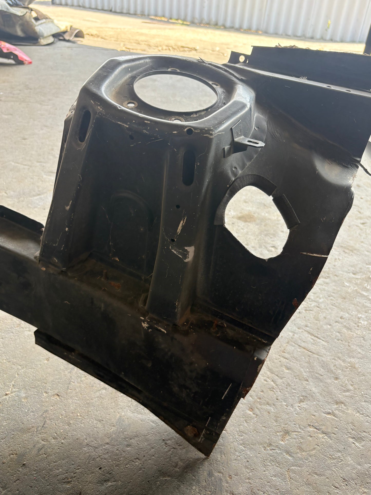 Porsche 944 Front end section cut