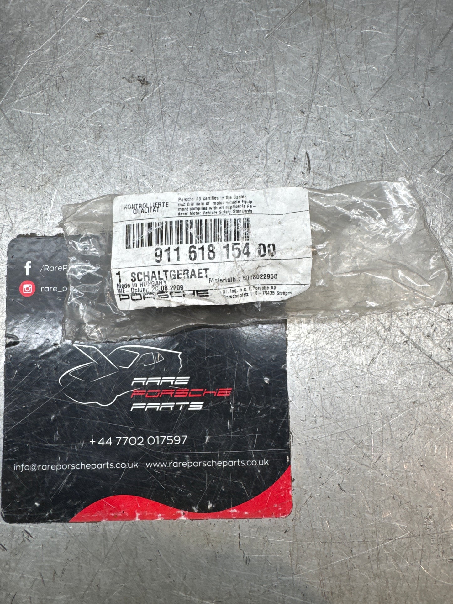 Porsche 911 3.2 84-89 fuel pump relay 91161815400 new