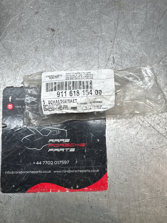 Porsche 911 3.2 84-89 fuel pump relay 91161815400 new