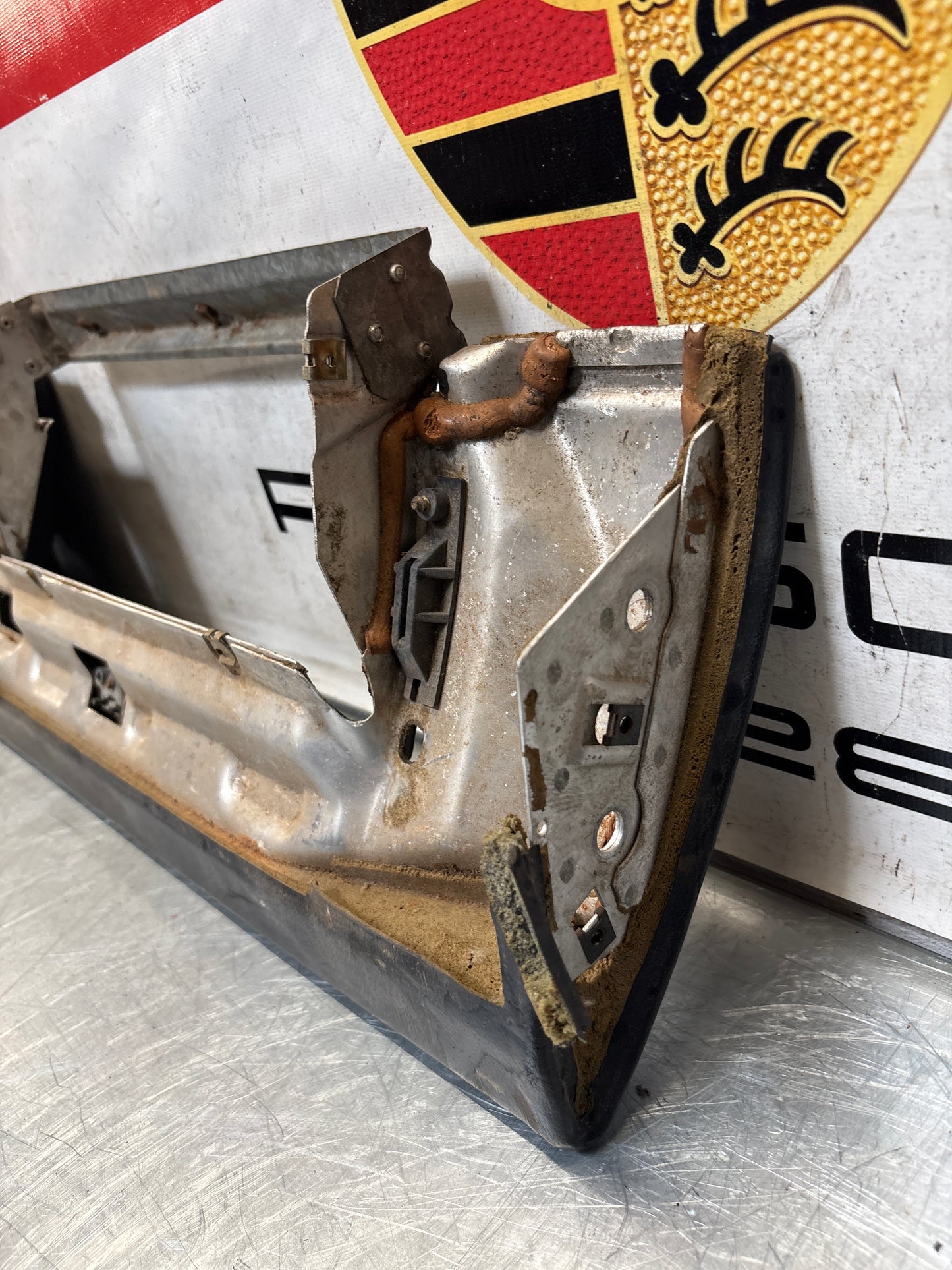 Porsche 911 964 dashboard lower knee protection trim, black leather, used 96455207304 / 96455207300