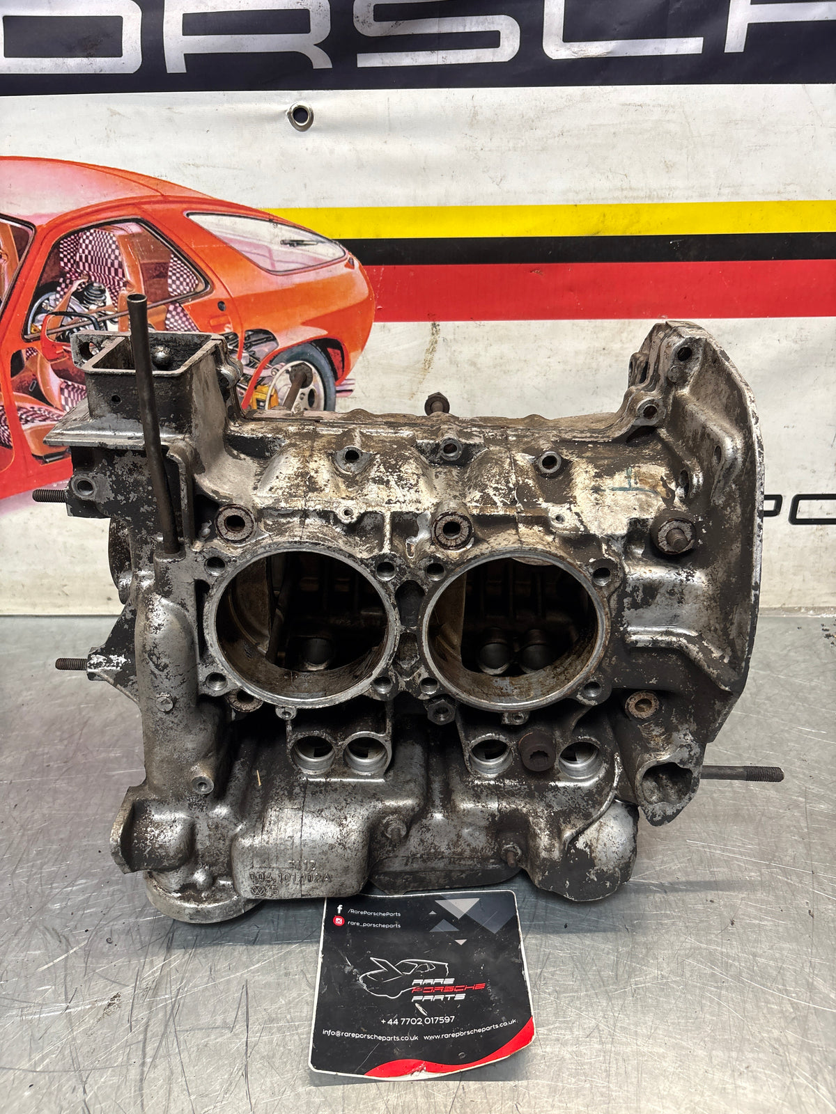 Porsche 914 1.8L engine case, used EC011666