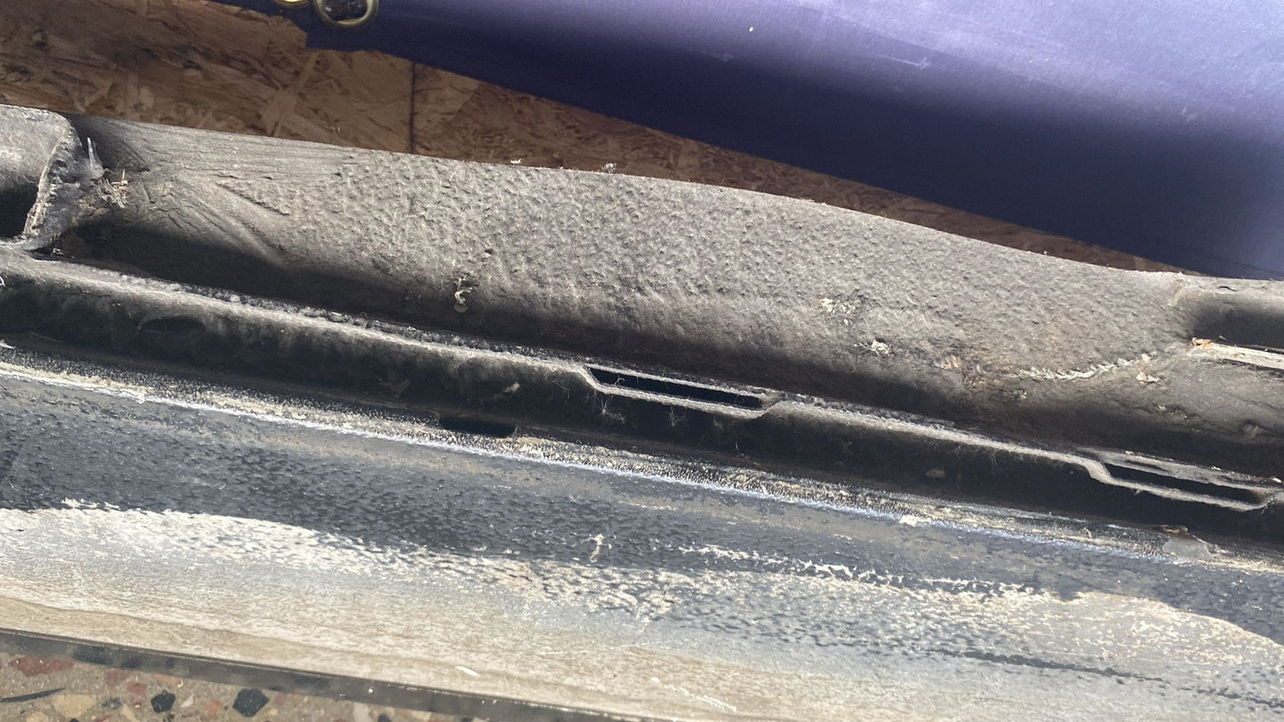 Porsche 944 right sill section with 94450361200