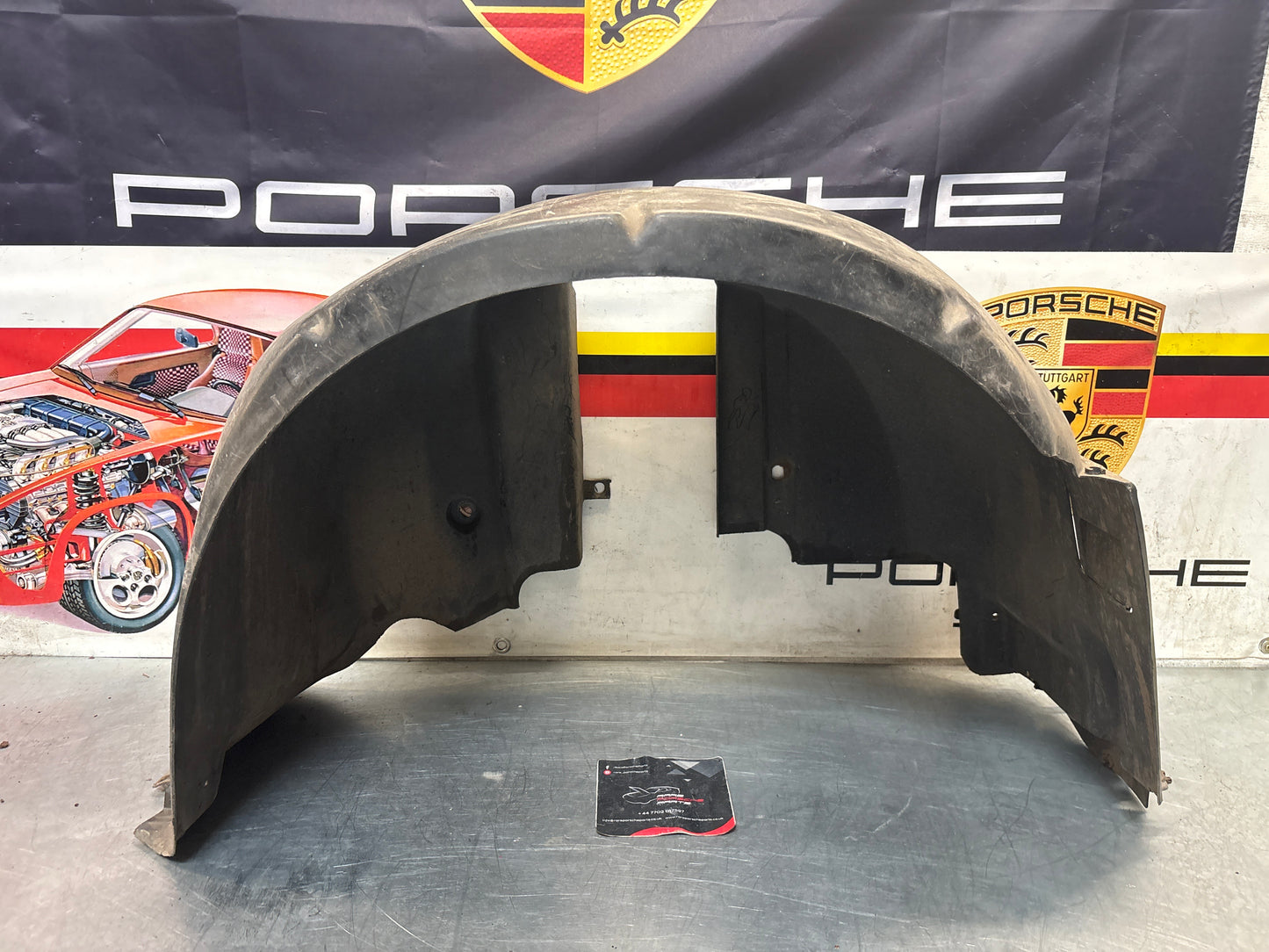 Porsche 944 from 85.5 arch liner Right, 94450438201, used