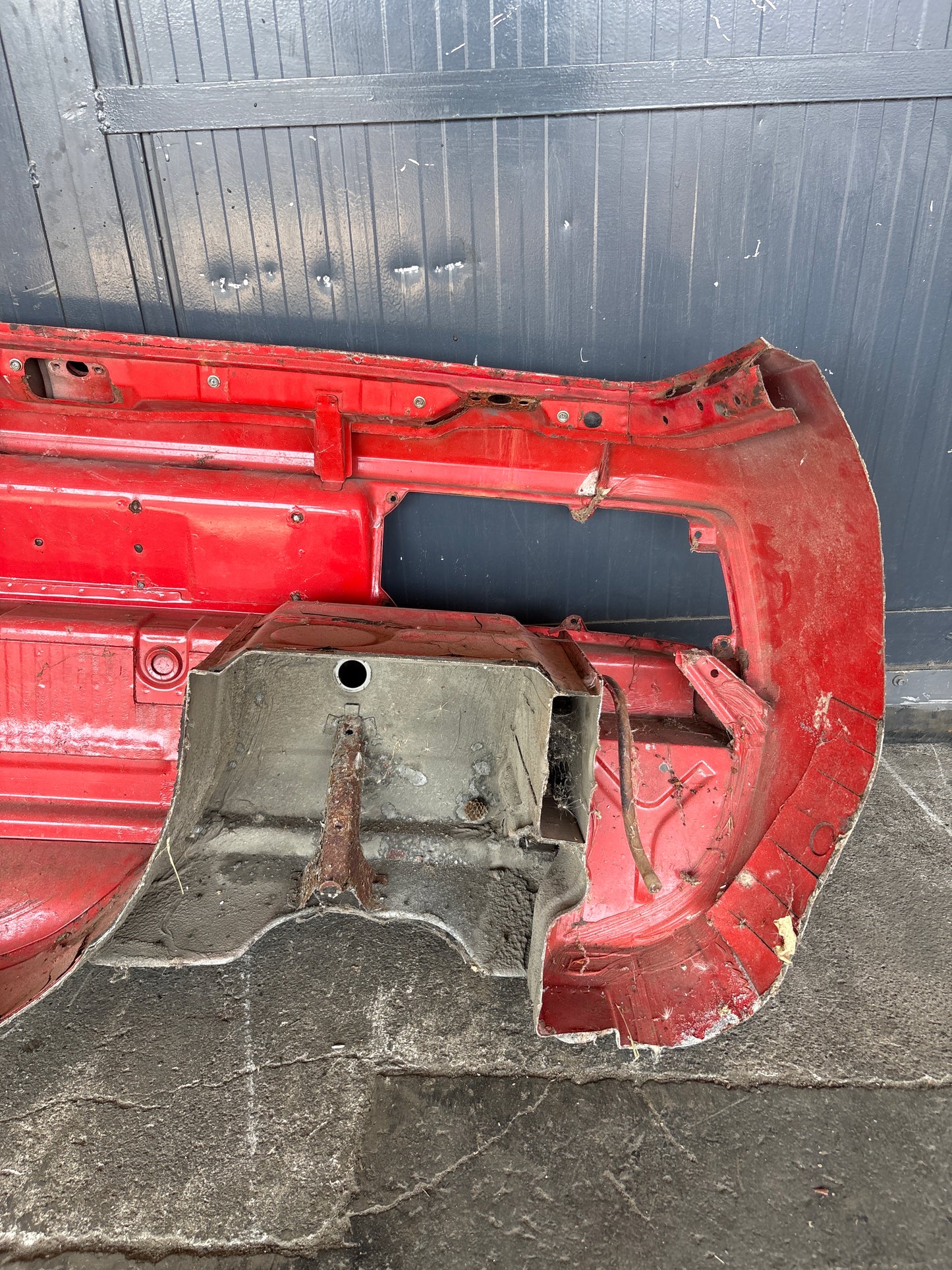 Porsche 924 rear end cut 94450303701, used