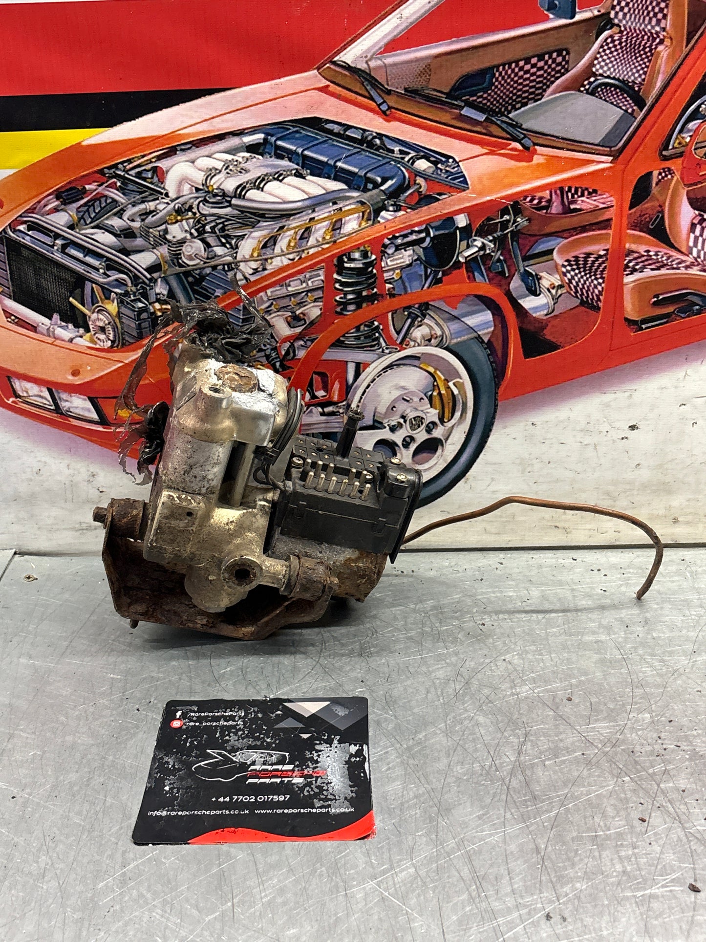 Porsche 944 Turbo Bosch ABS pump, used 0265200038 / 95135511301