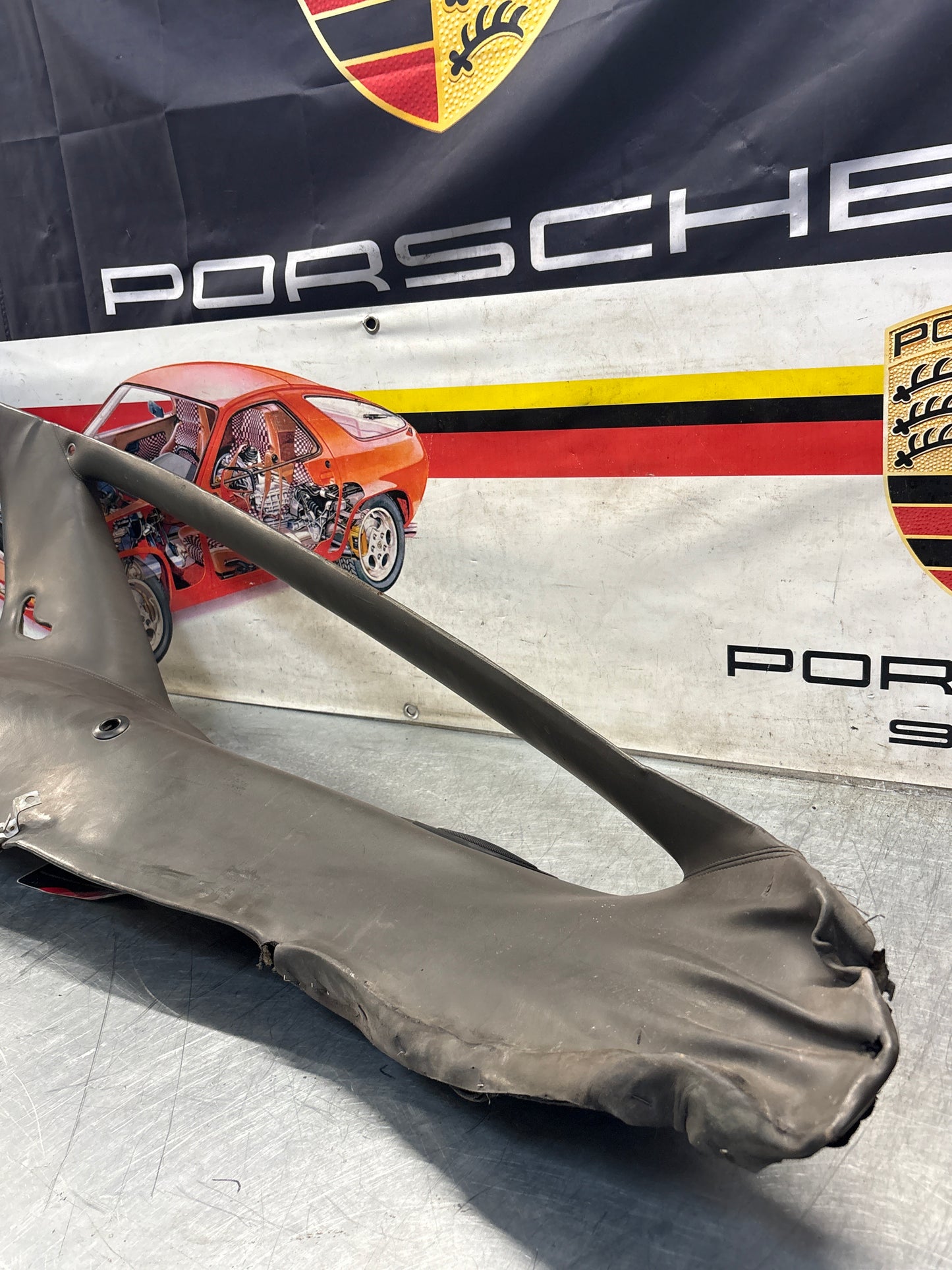 Porsche 928 right side lower side trim panel, grey used 92855502257