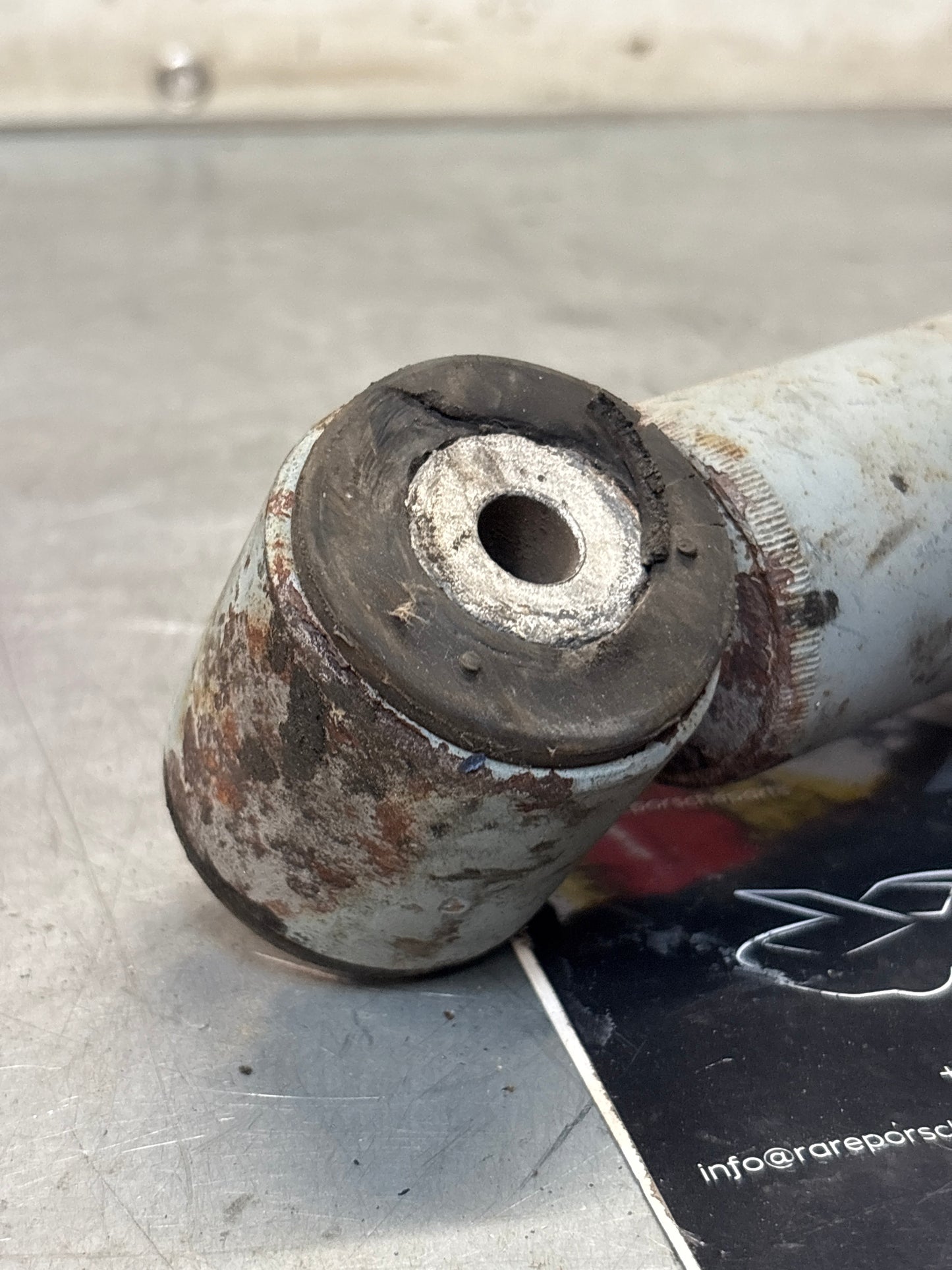 Porsche 928 Front shock absorber, used 92834305507