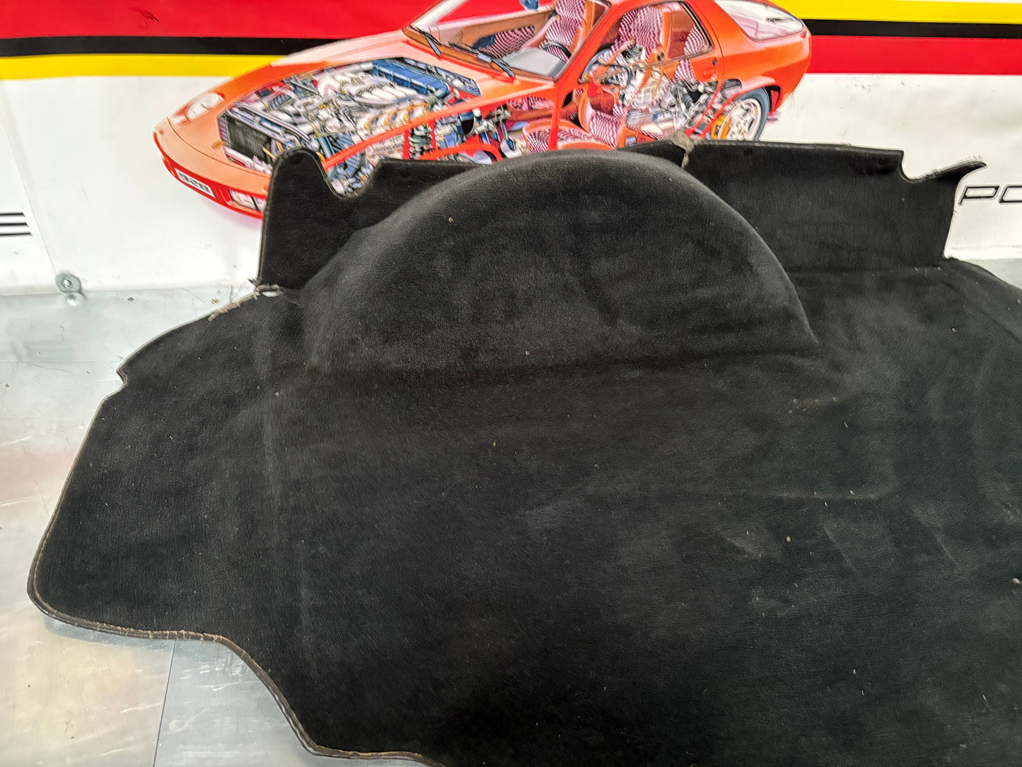 Porsche 944 from 85.5 black boot carpet 94555506303 used