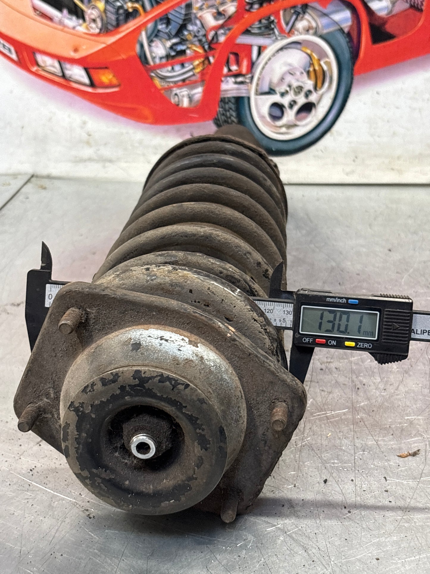 Porsche 924 Front shock absorber, used 477412031E