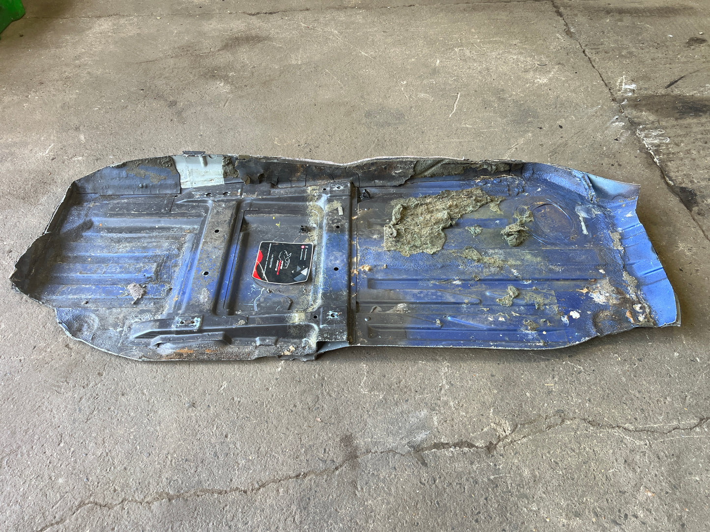 Porsche 944 S2 floor pan left  side 94450150100 spares or repair RHD