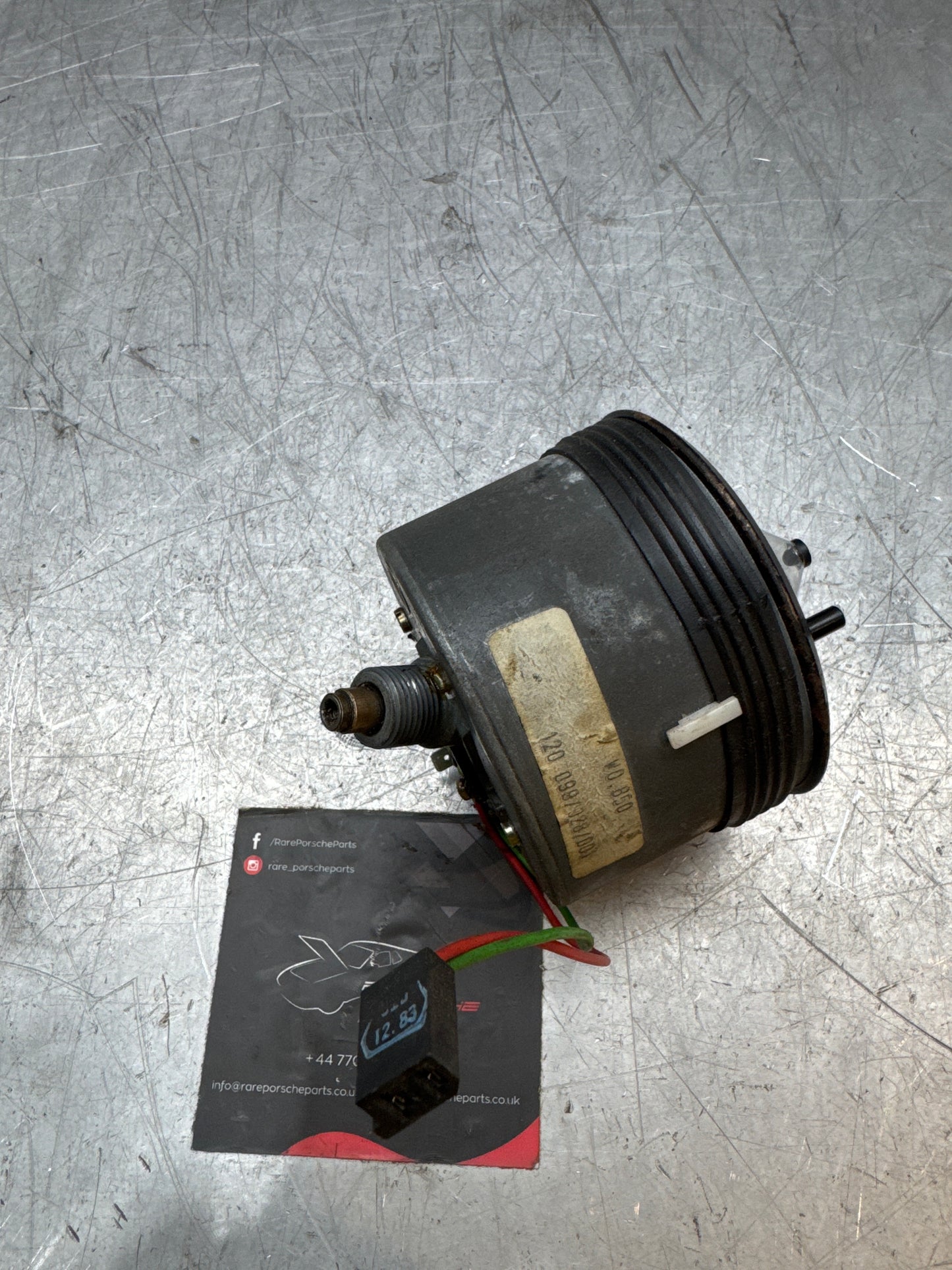 Porsche 944 speedometer showing 06242 miles 94464103600 used