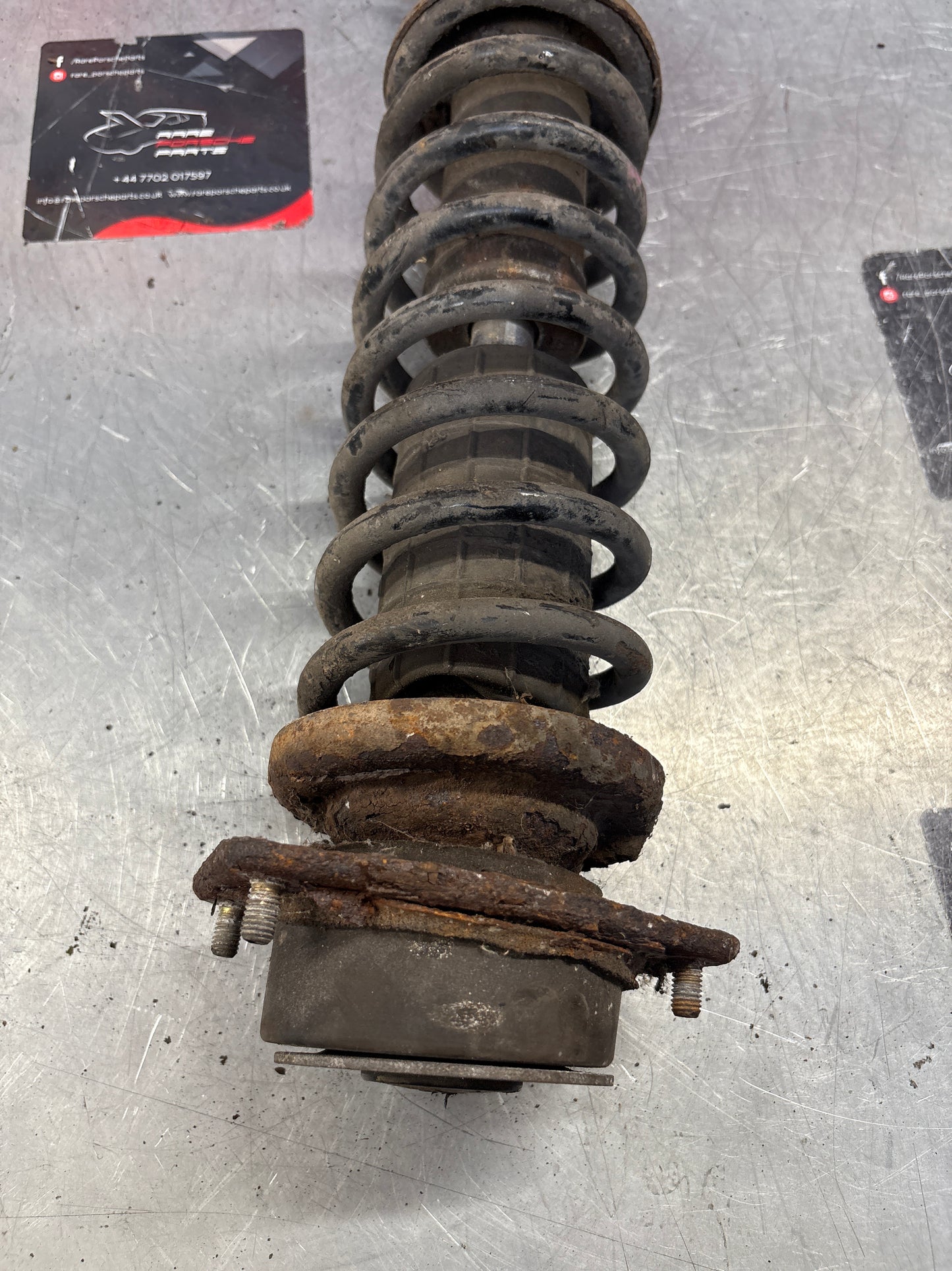 Porsche 944 S2 left, near side, shock absorber , 94434303119 used, spares or repair