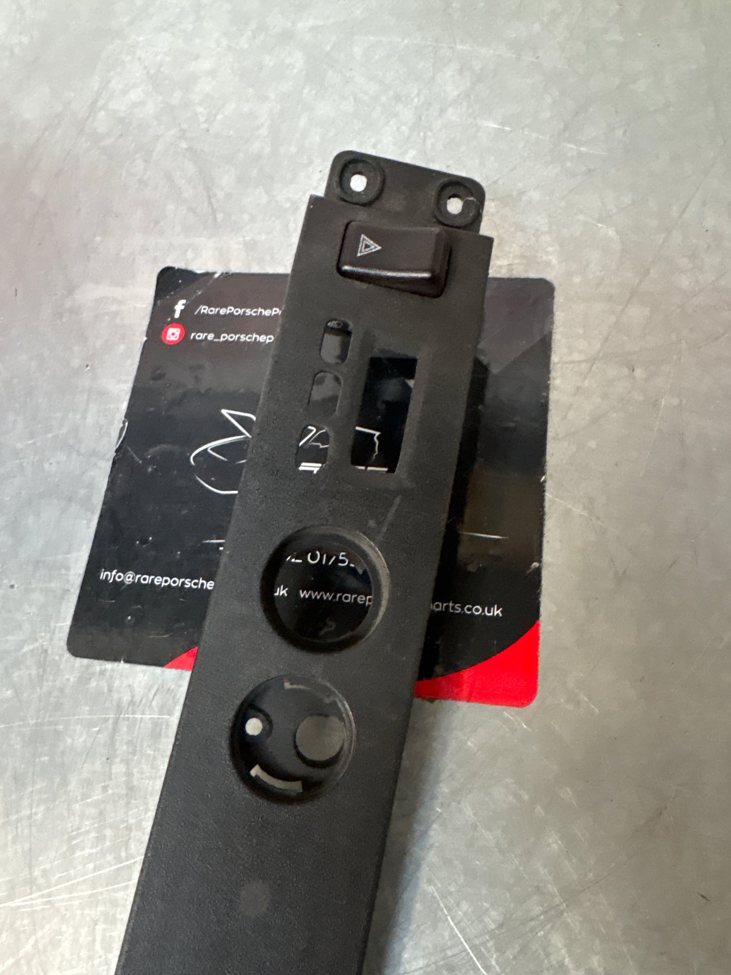 Porsche 944/968 oval dash switch surround trim 94455243600 used, LHD