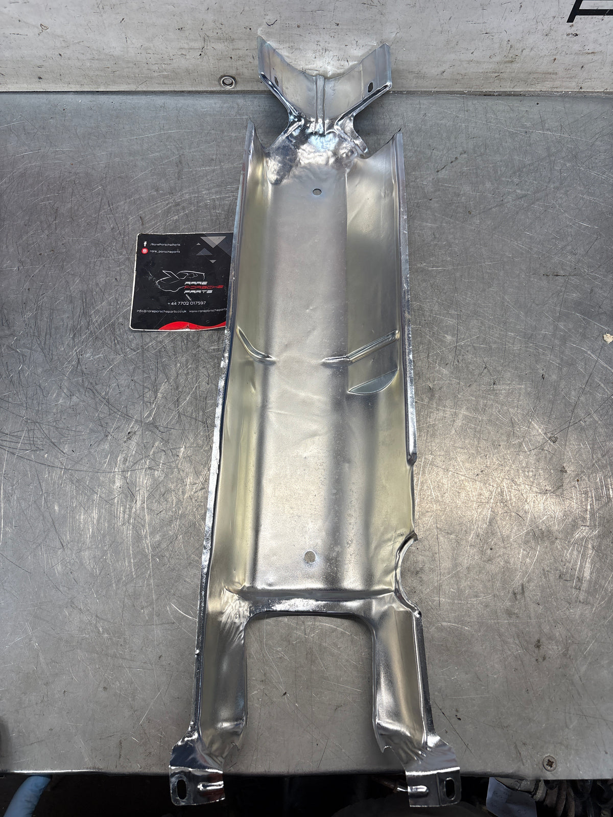 Porsche 924 -82 heat shield, middle section, 477803869, refurbished
