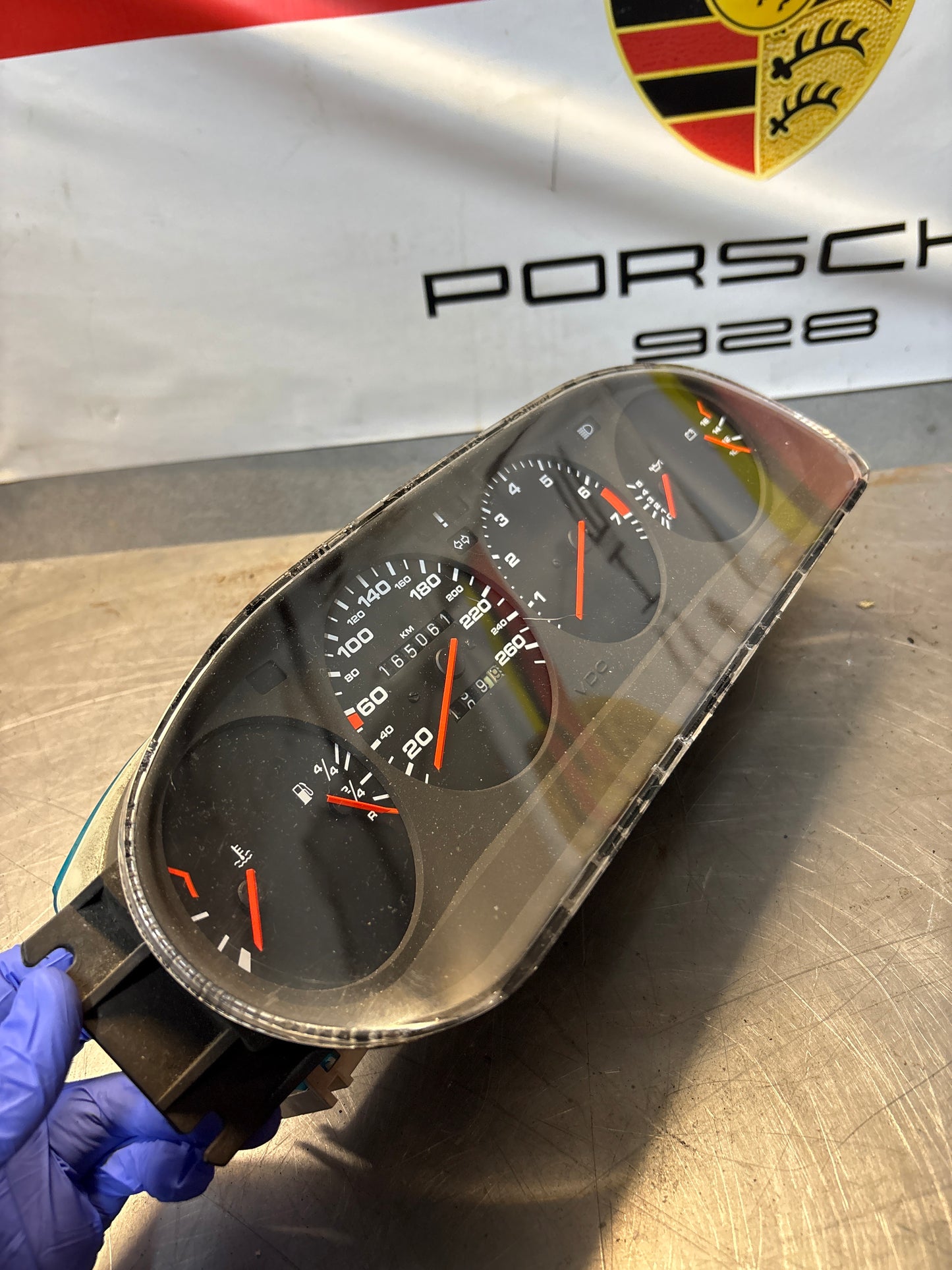 Porsche 944 dash clock binnacle pod speedometer, 94464131136 used  165061 km plastic screen has some small scratches