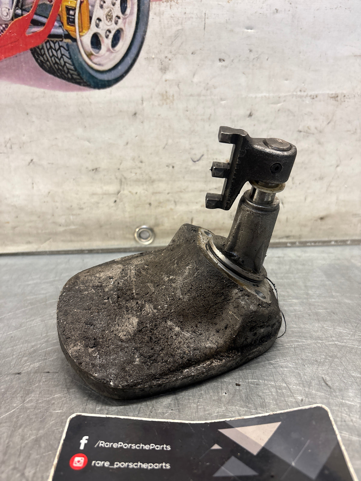 Porsche 914 shift rod housing, used 91430312701 / 91430312900 / 91430311700