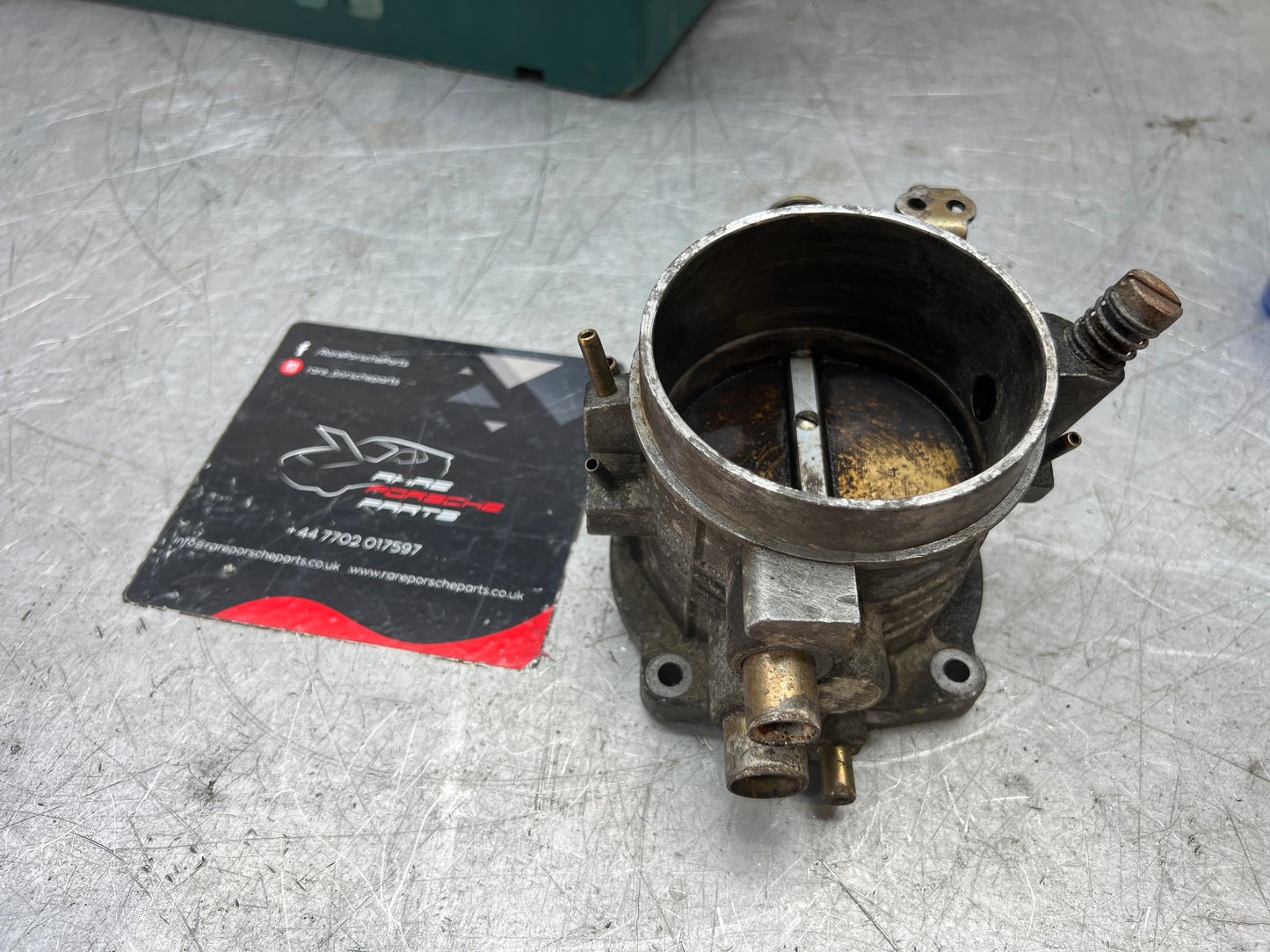 Porsche 928 4.5 Throttle Body Butterfly Valve, 92811009008 used
