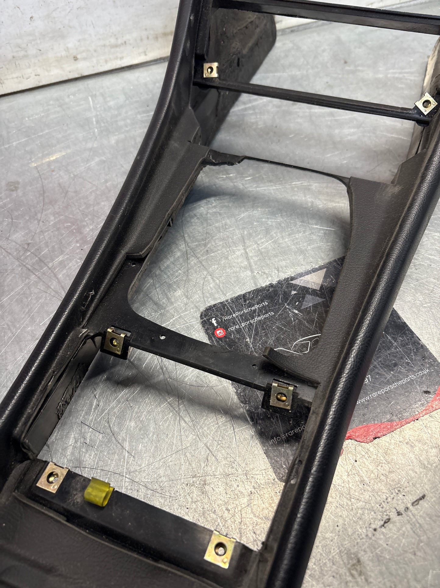 Porsche 944 centre console black 94455205101 used