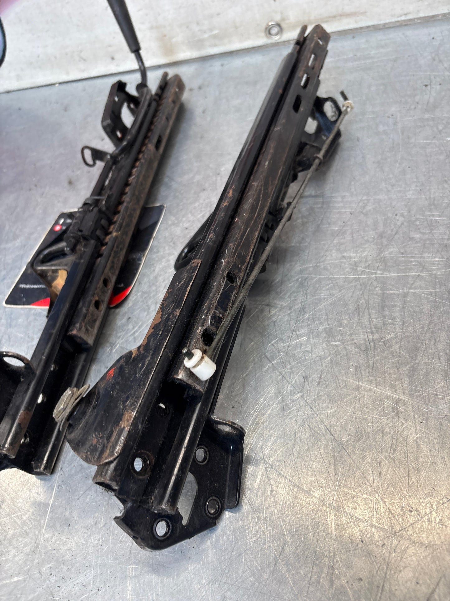 Porsche 944 968 left front electric seat runners, used