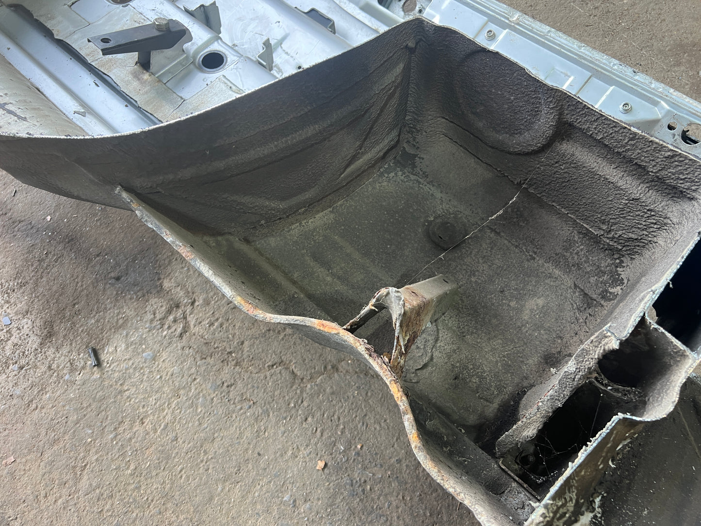 Porsche 924  rear panel cut used