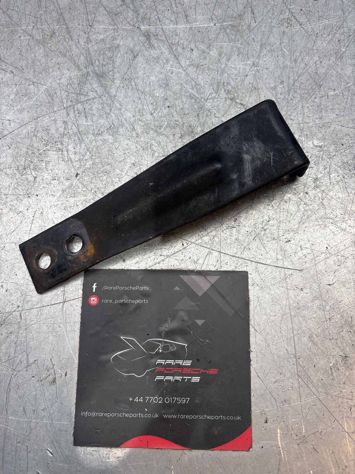 Porsche 944 968 stabilizer bracket, early type 94434373332 used