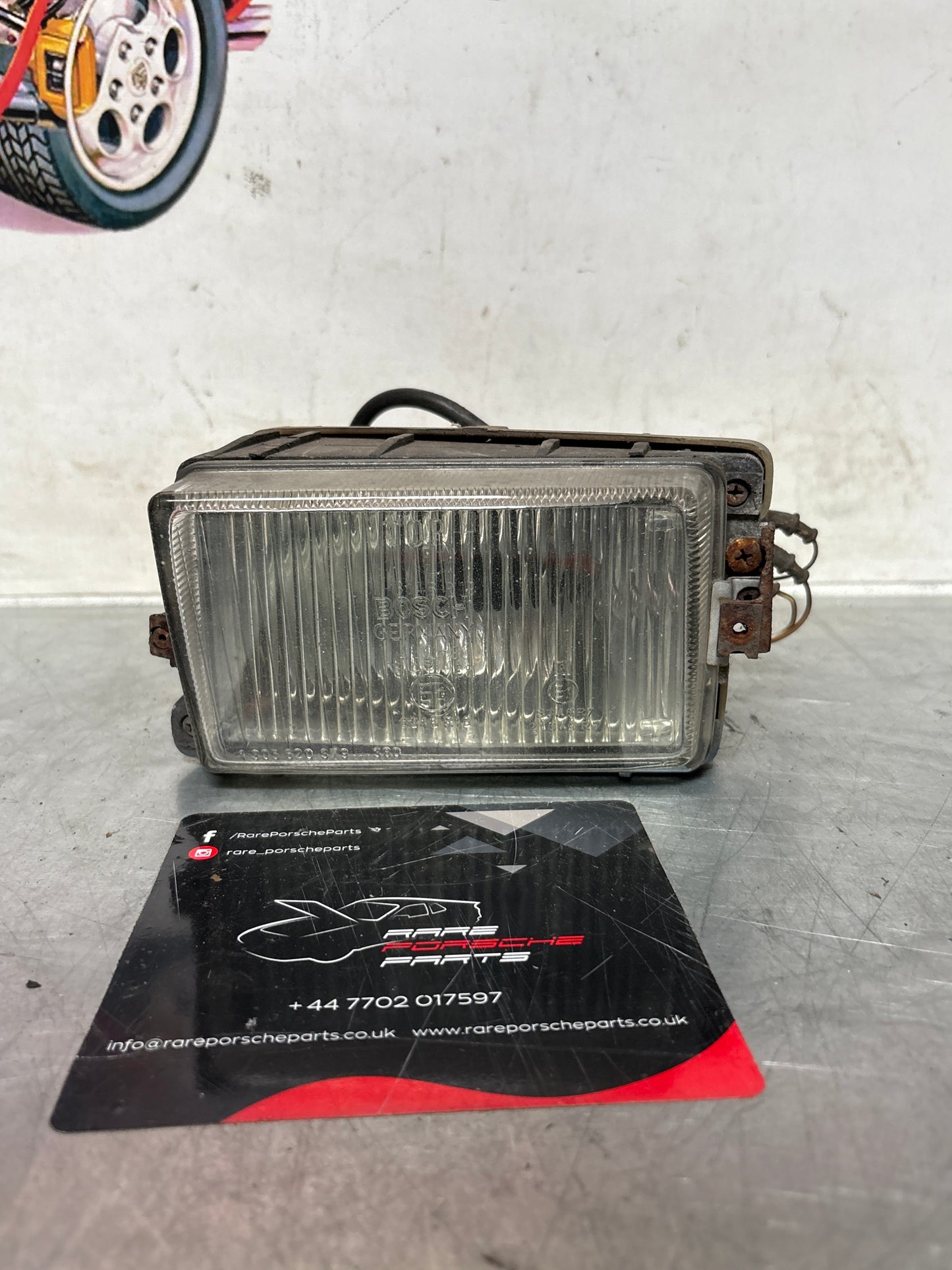Porsche 928 bosch fog light, left, used 0305401001 / 92863141601