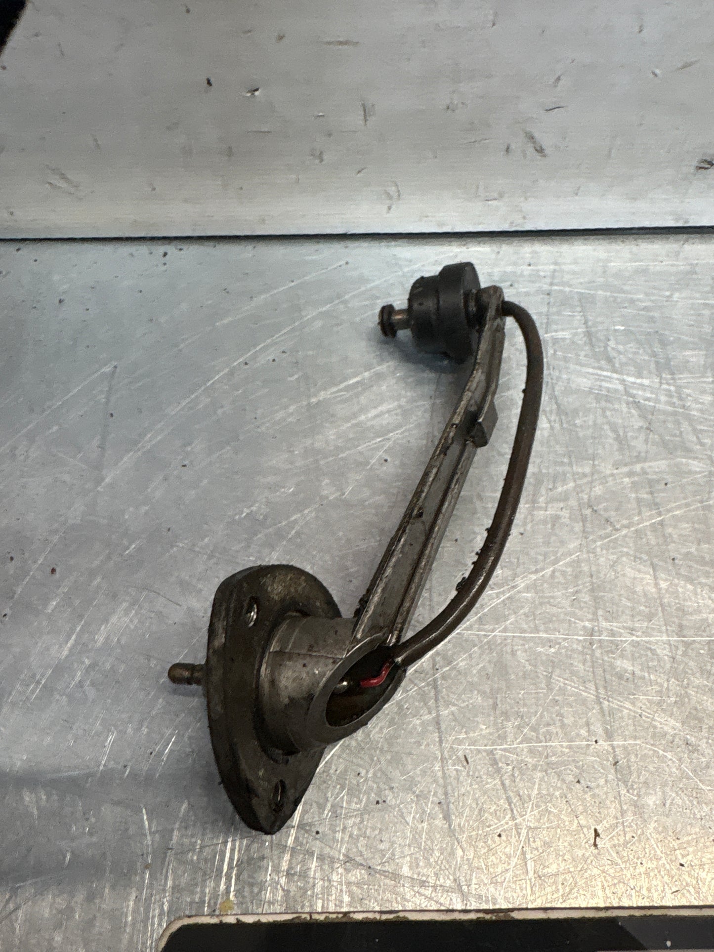 Porsche 928 oil level sender, used 92860630102