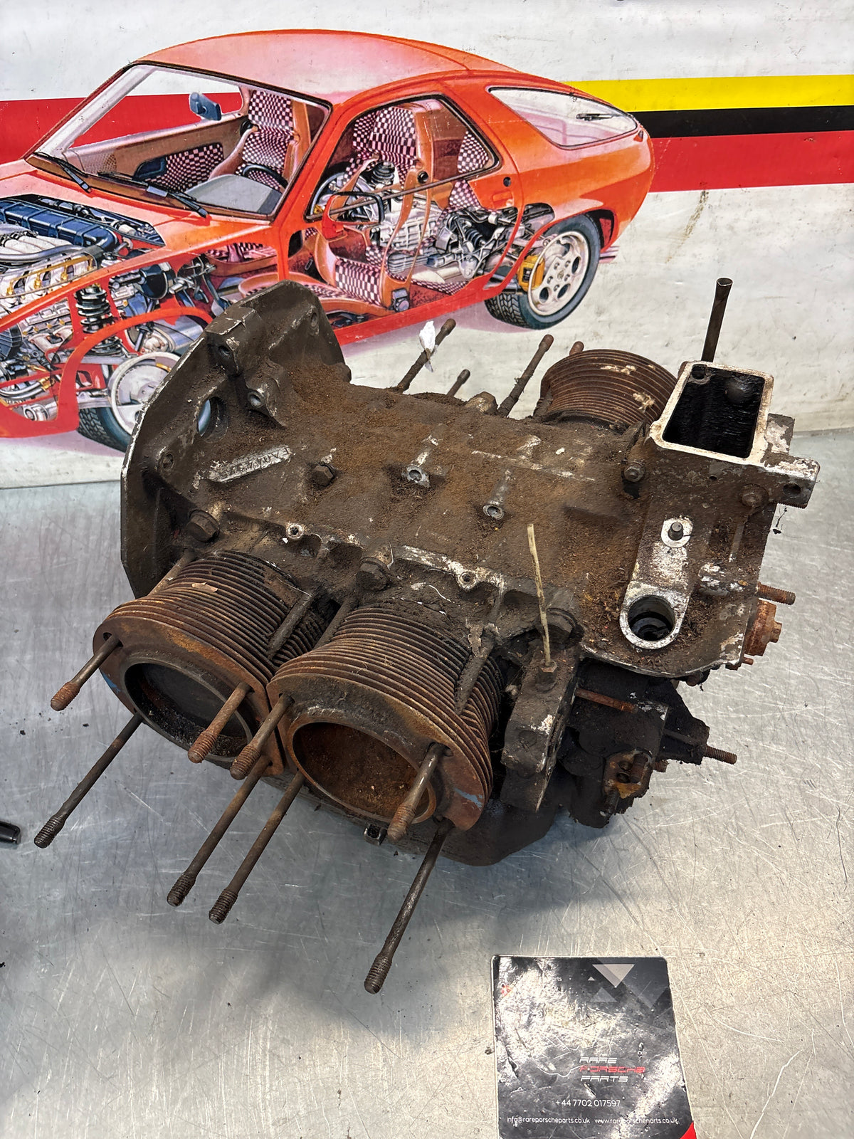 Porsche 914 1.7 engine with cylinder heads, pistons and crankshaft, spares or repair EA044375