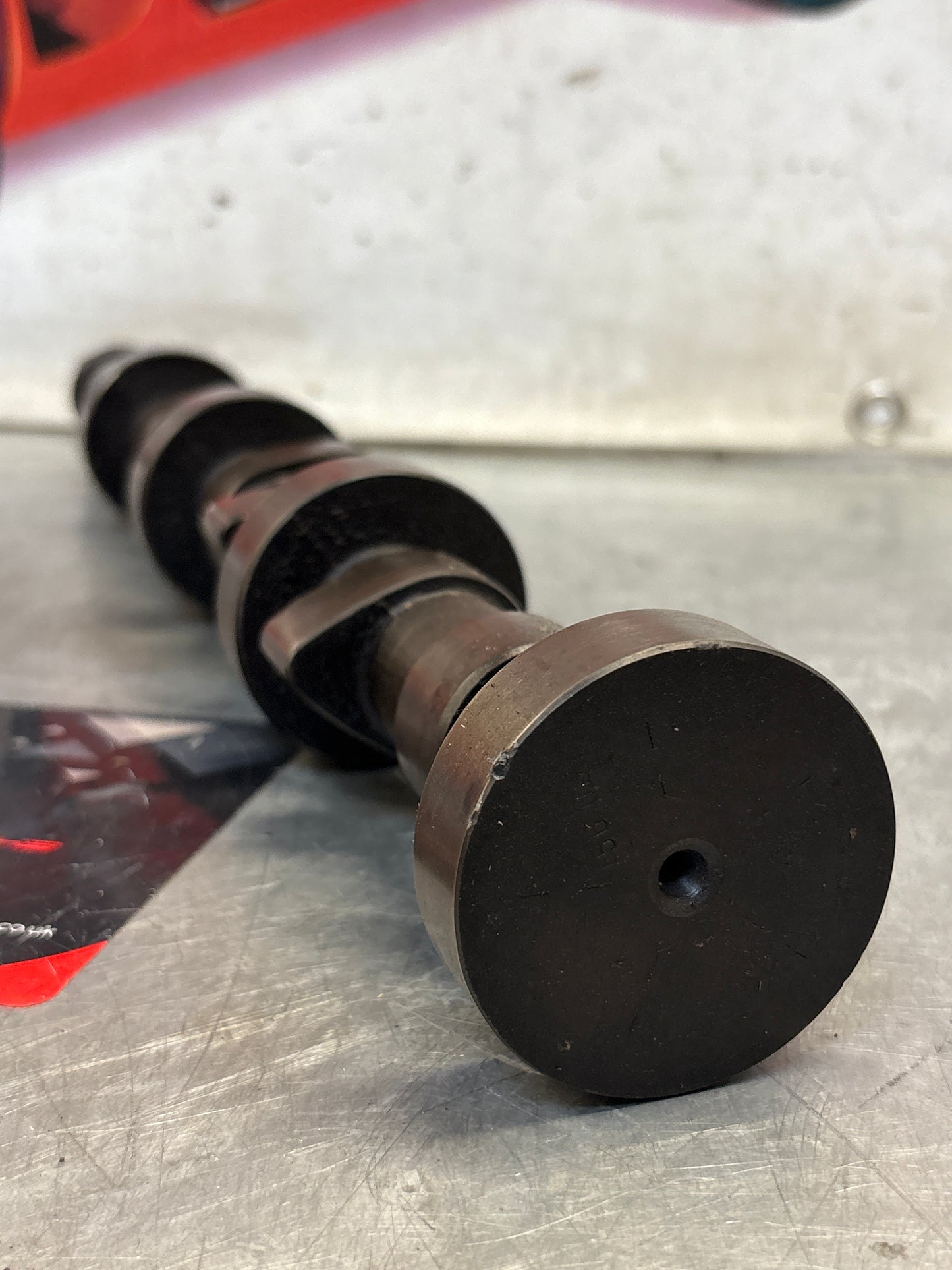 Porsche 928 cam shaft, used 9281051563R