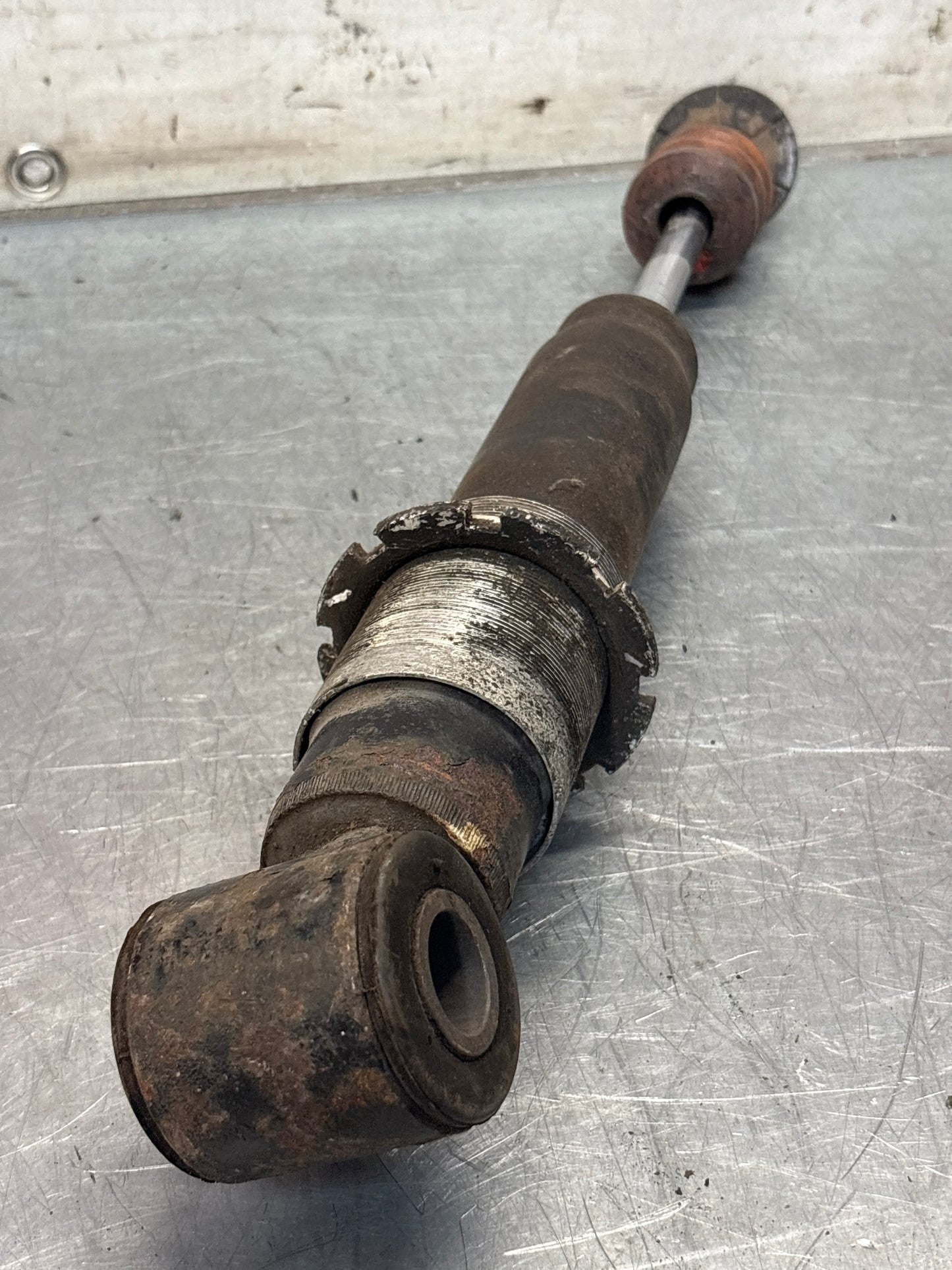Porsche 928 rear shock absorber, used 92833305116