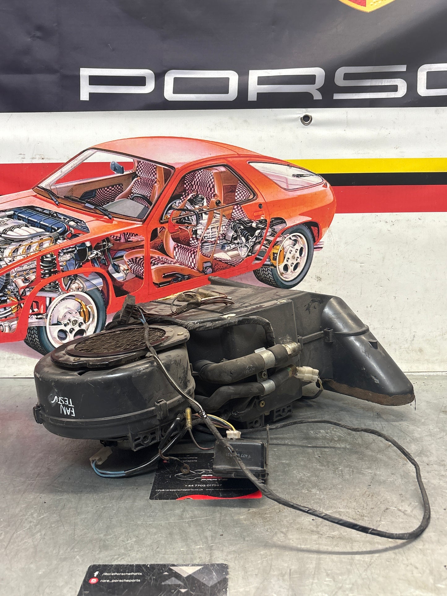 Porsche 924 Air conditioner unit, used 477820002