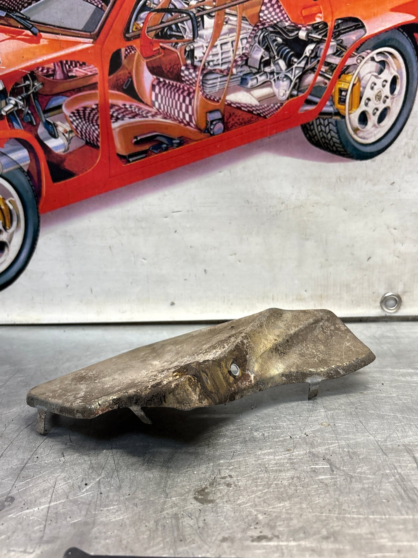 Porsche 928 mount cover heat shield plate right side, used 92837506801