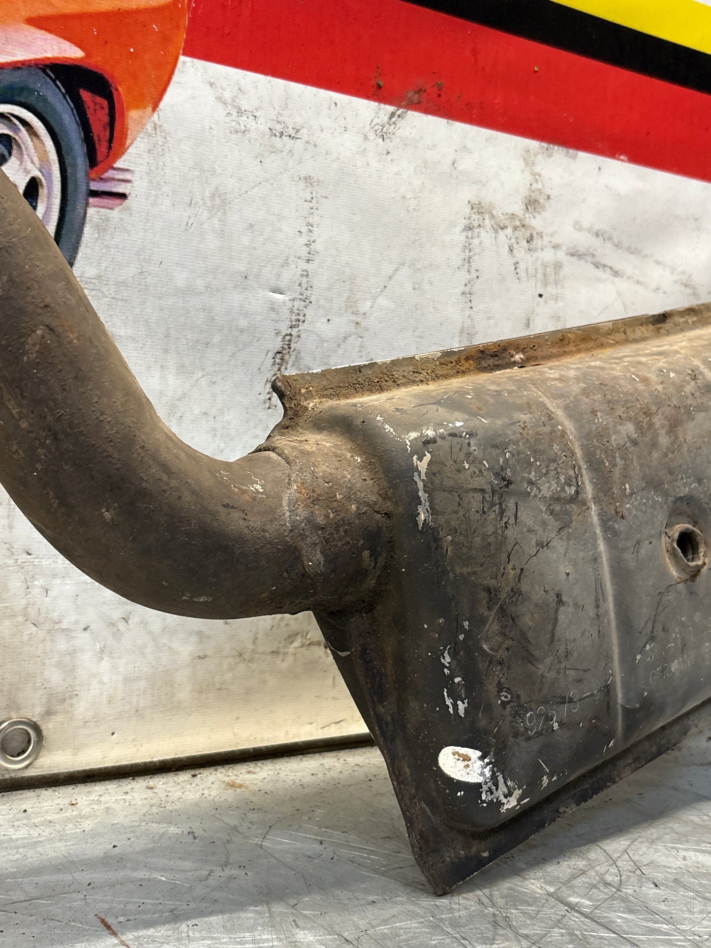 Porsche 928 S4 left middle silencer, used 92811109303