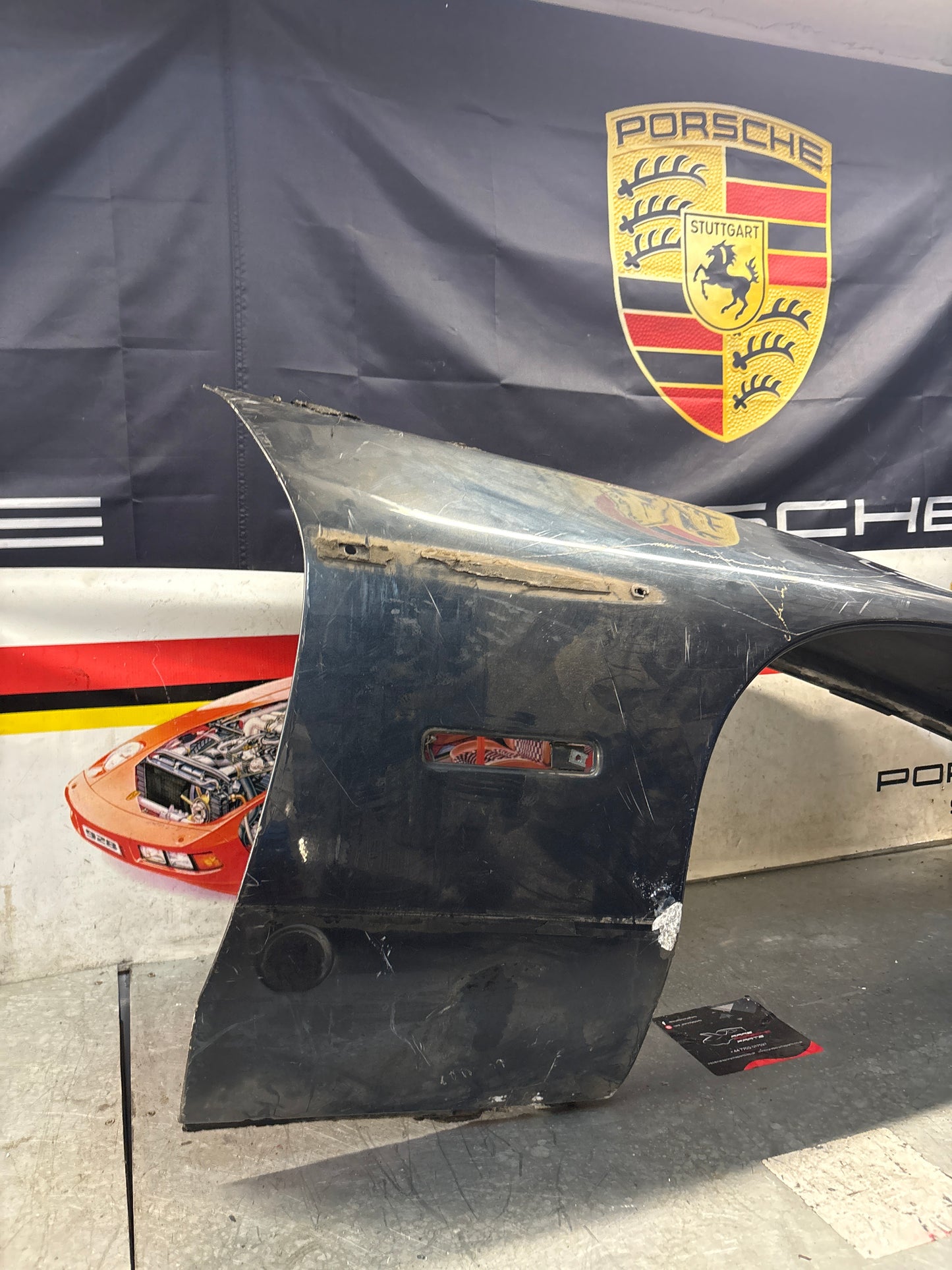 Porsche 928 S4 GT front right wing, used, 92850301211