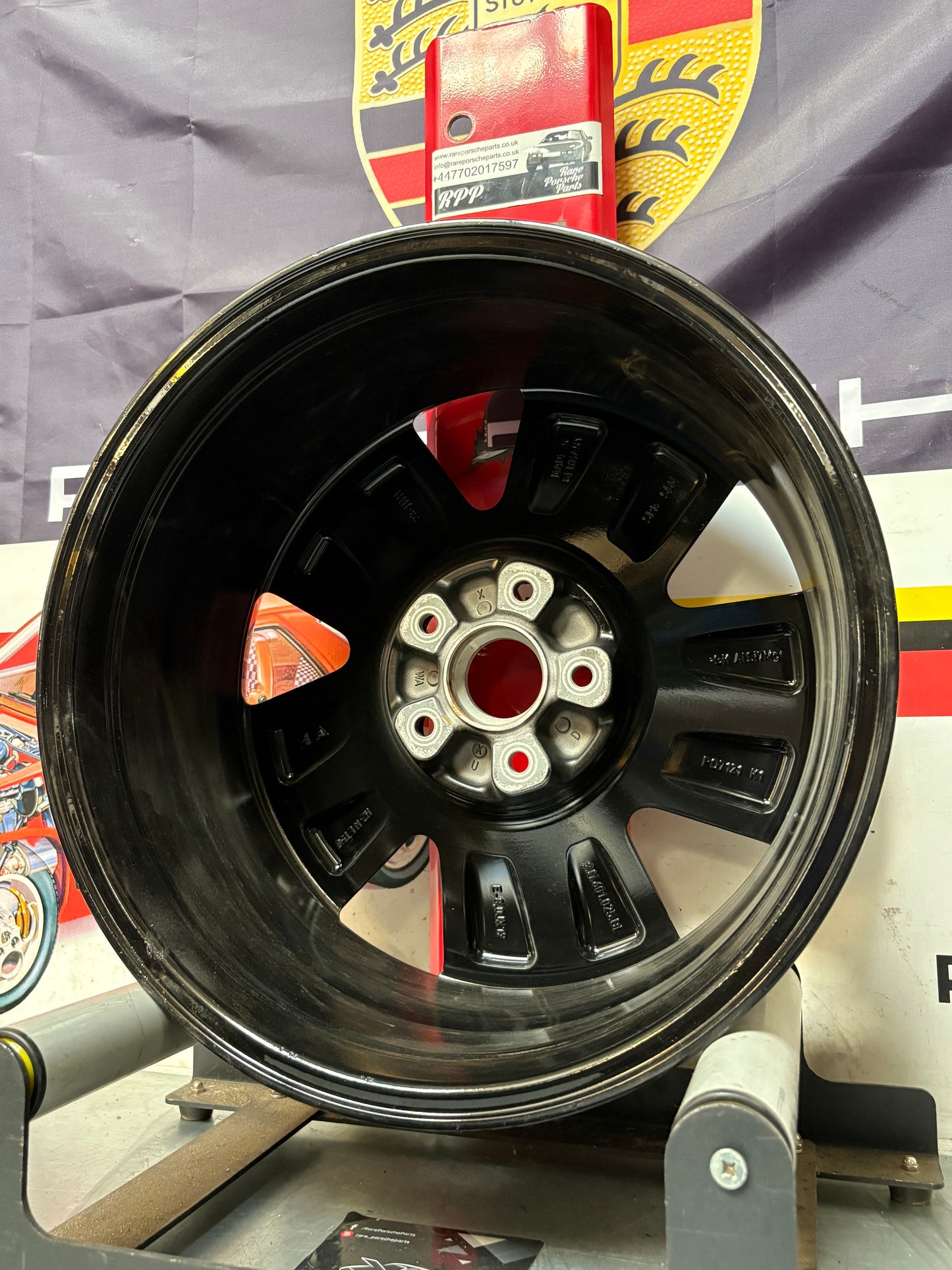 Porsche Taycan 8,0Jx19” ET50 alloy wheel, 9J1601025BL, very nice condition, used