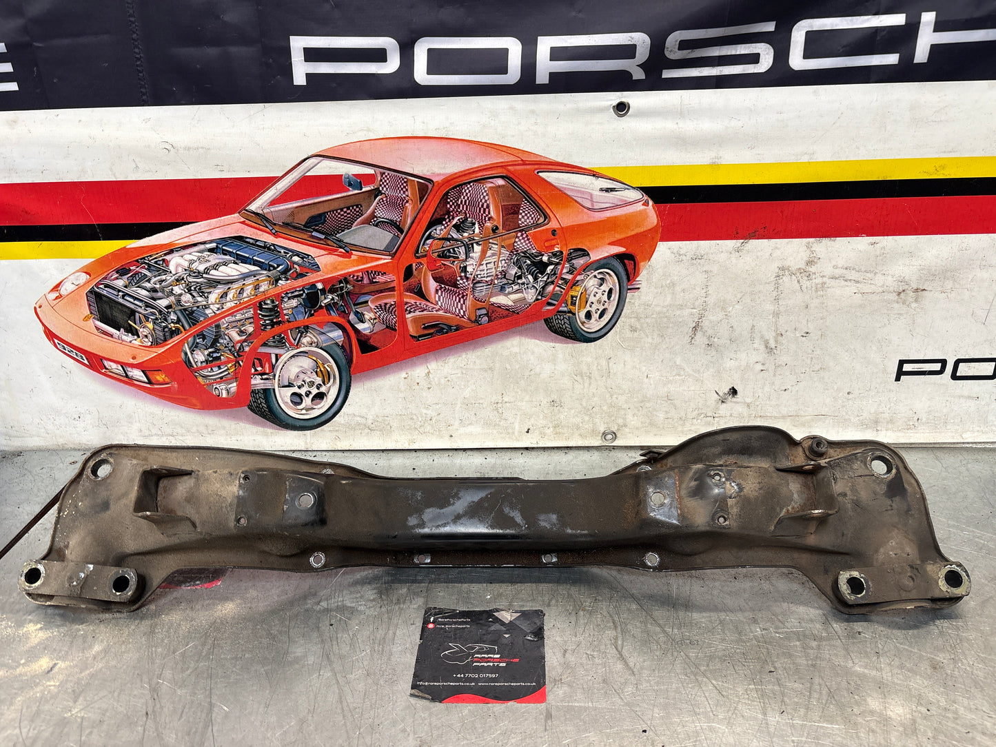 Porsche 928 -82 early engine mount, used 92837501106