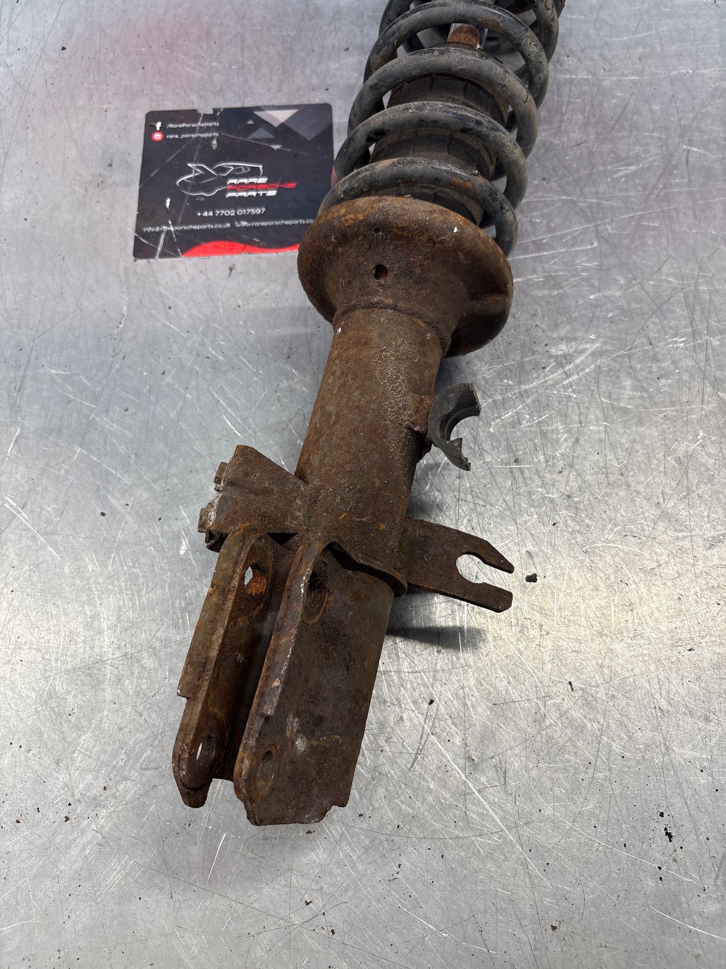 Porsche 944 S2 left, near side, shock absorber , 94434303119 used, spares or repair