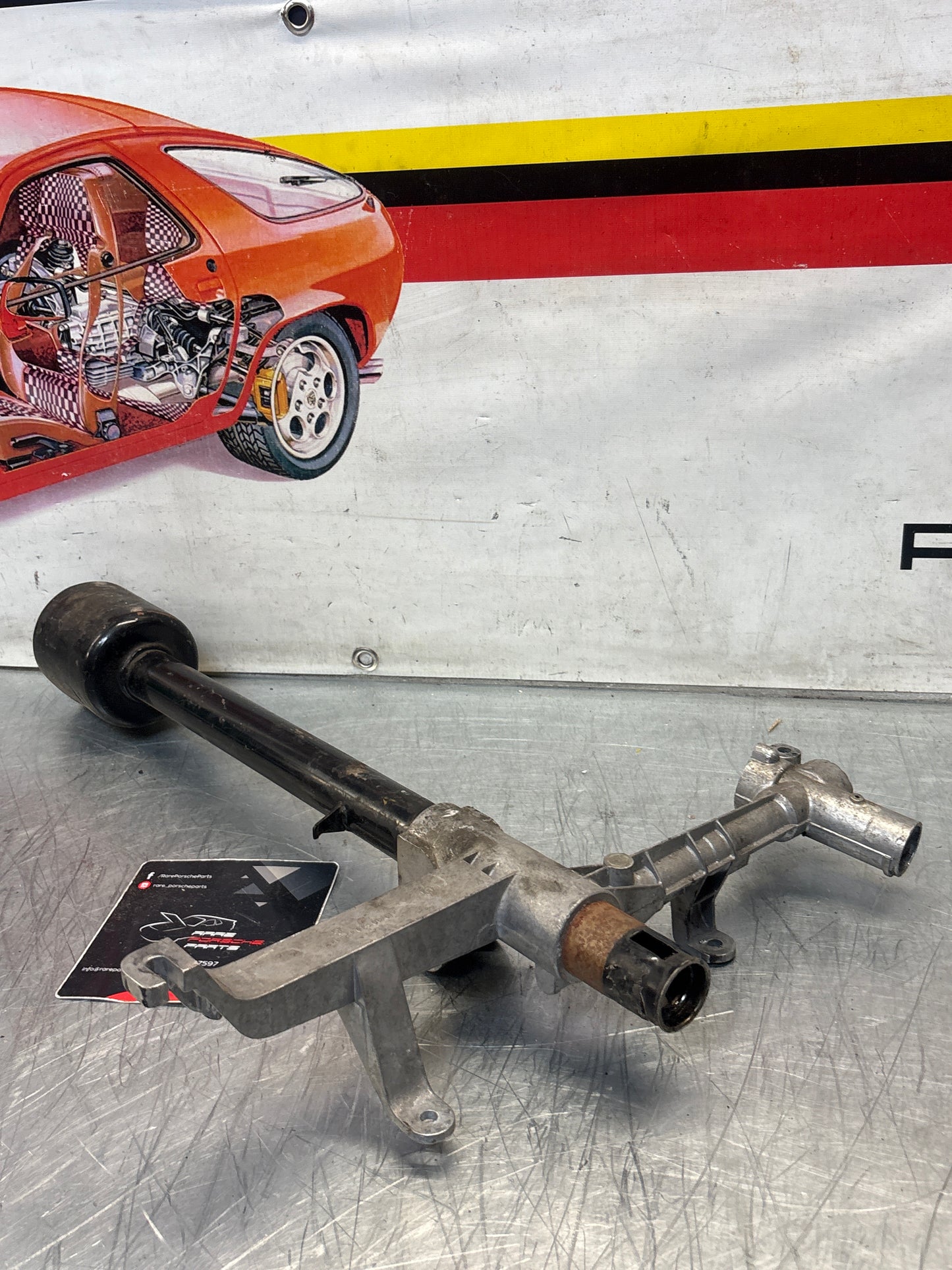 Porsche 928 steering coloumn assembly, used 92834707300 / 01
