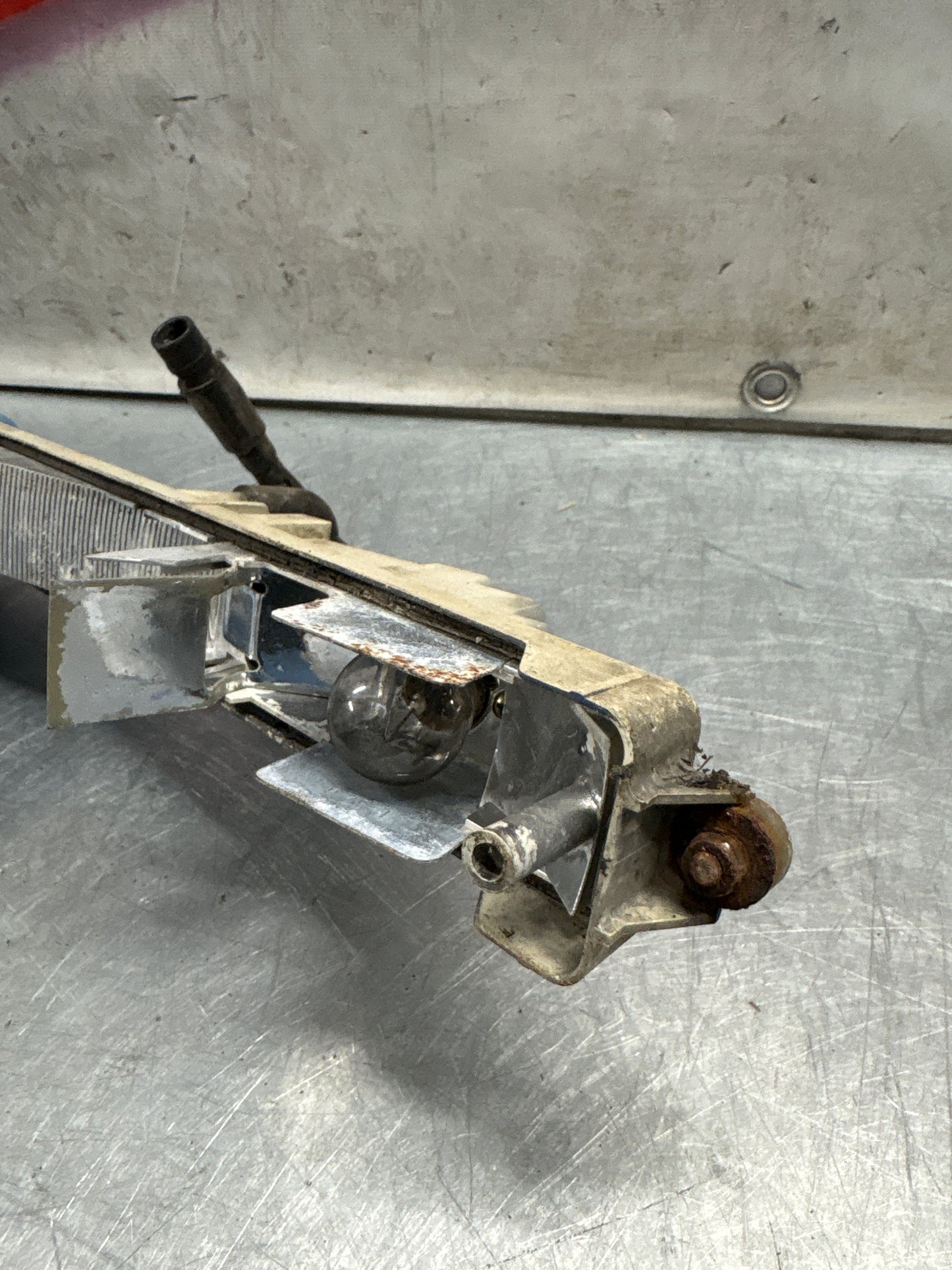 Porsche 944 S2 Turbo front indicator body housing unit. 95163141100 / 0311319001 used
