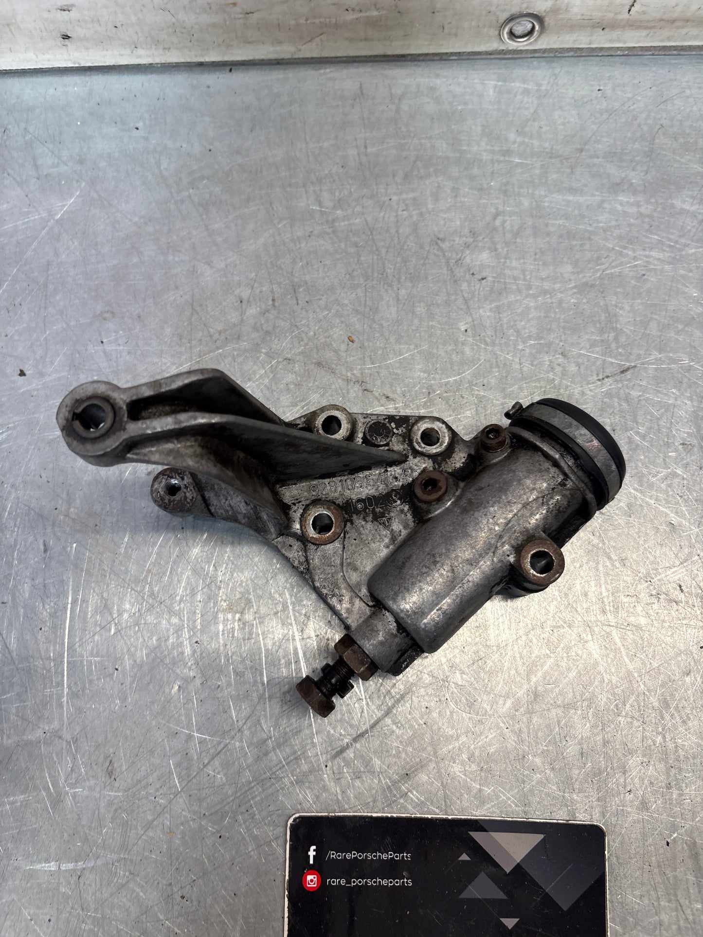 Porsche 928S engine timing belt tensioner, used 9281055414R